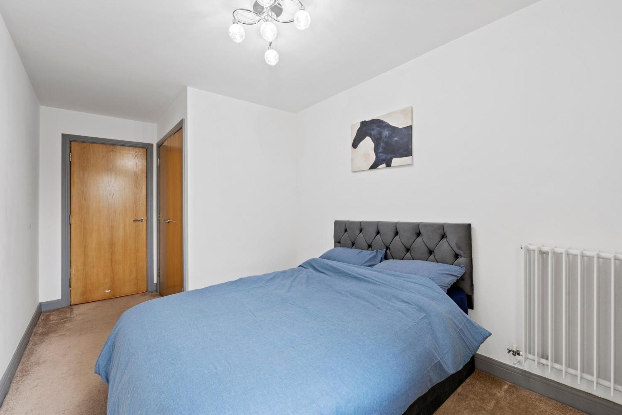 Luxury Silvertown Way Apartment