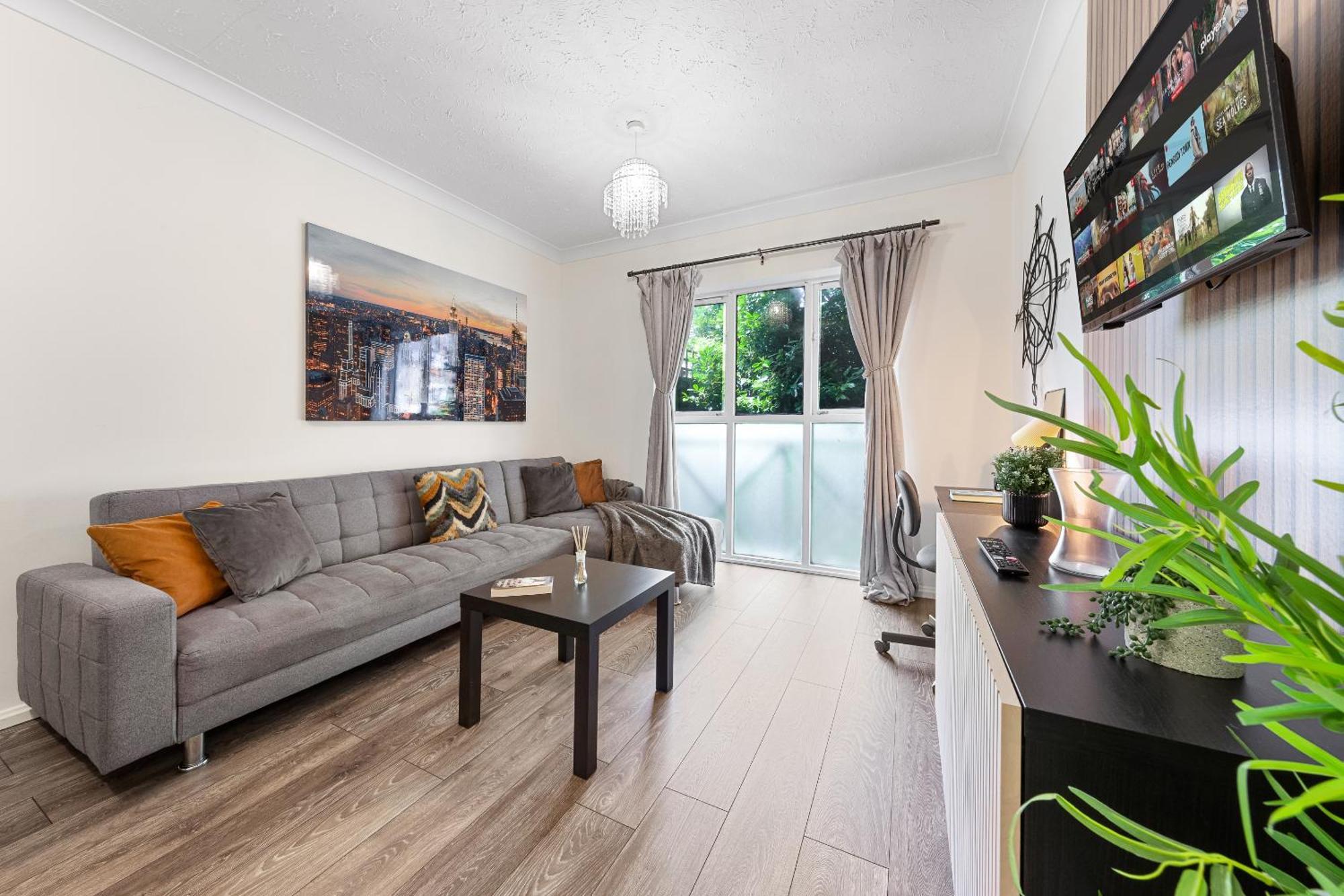 Elegant & Cozy Fbs Downtown Flat London