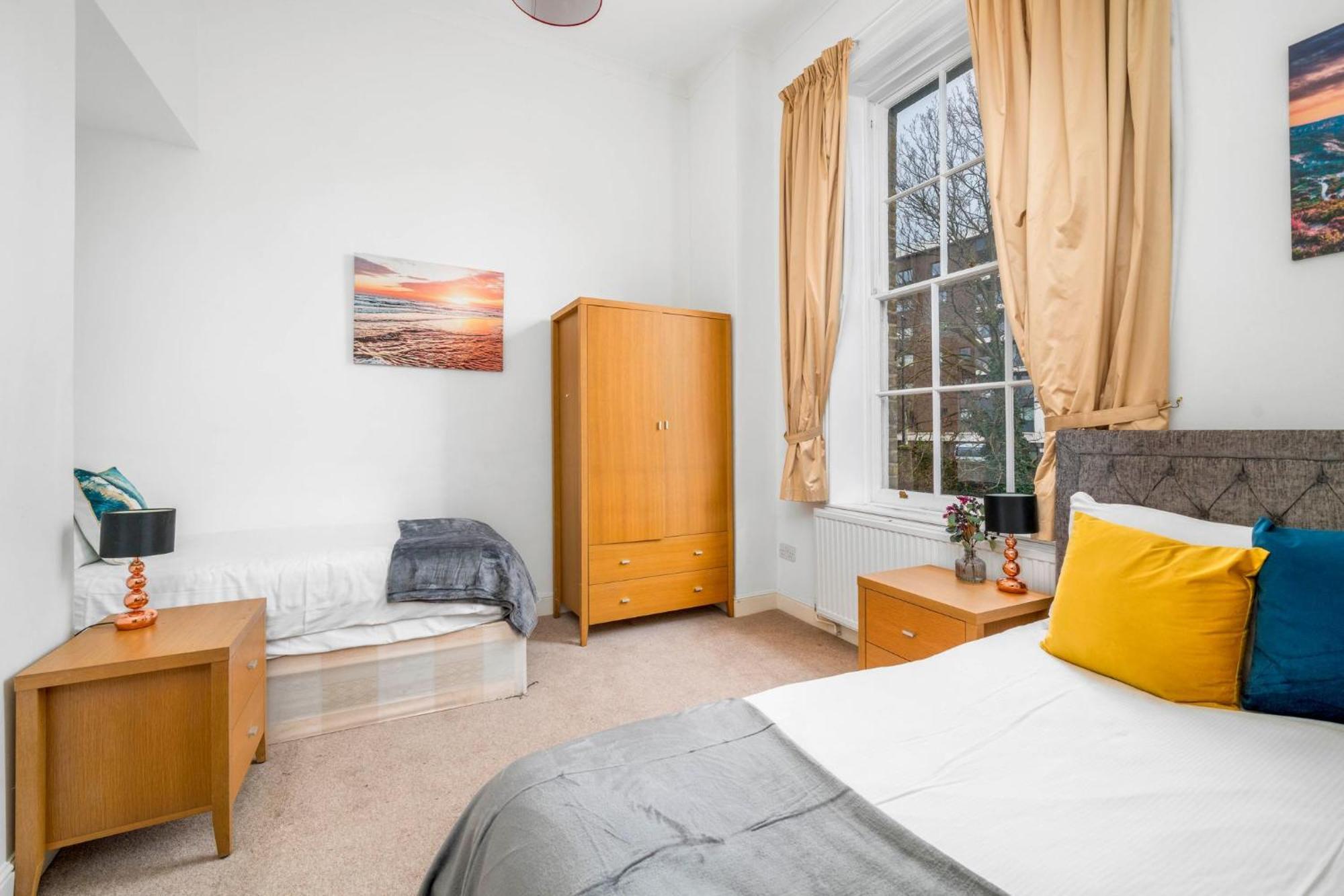 Apartment Elegant 2bed By 02 Arena, Airport With Fast Wi-fi And Parking London
