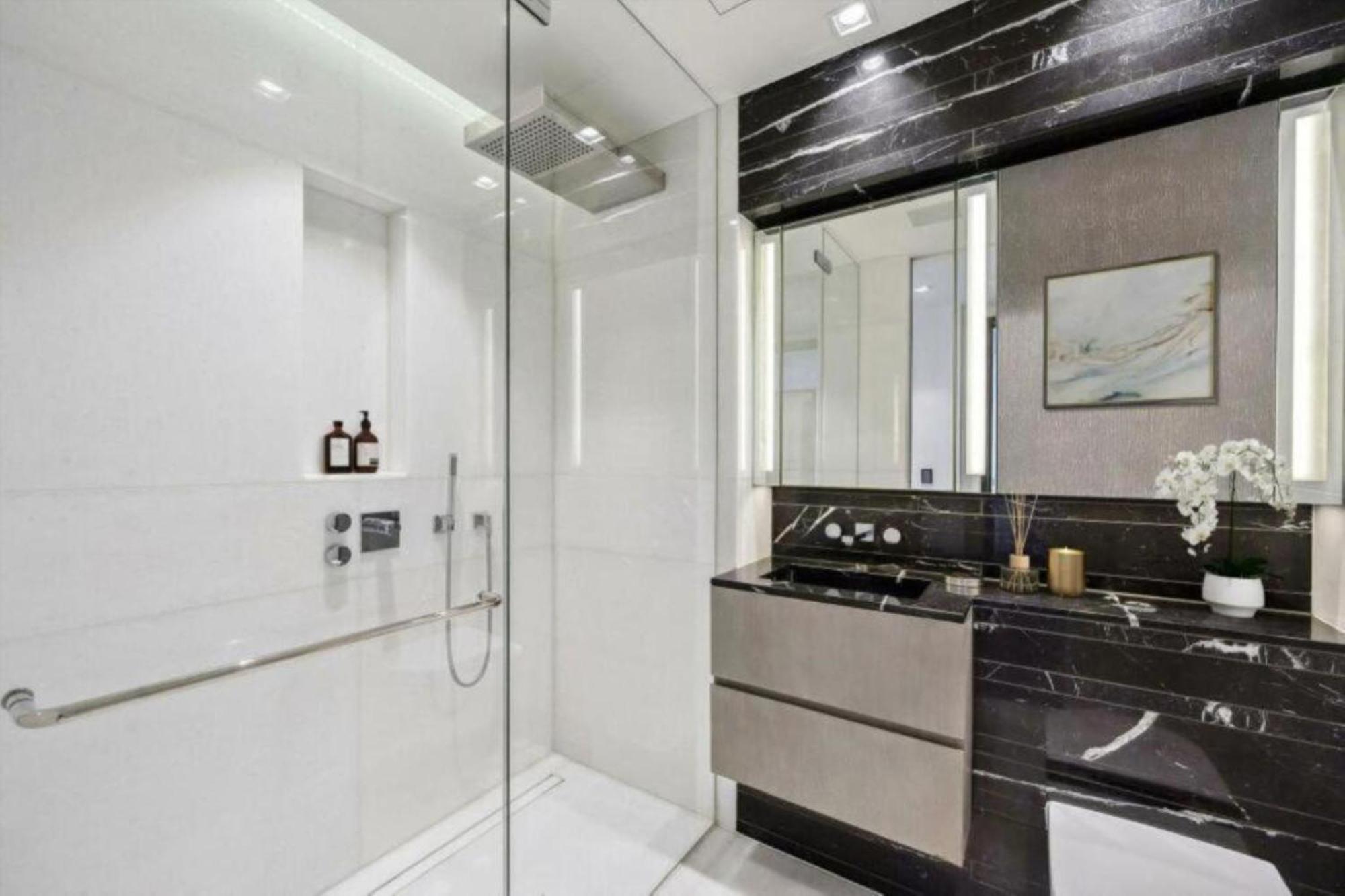 5 Million Pound Stunning Luxury Penthouse Tower Bridge Sleeps 8 Private Jacuzzi Apartamento Londres