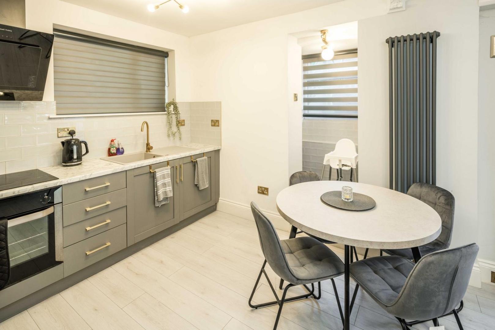 Holiday home Spacious 1br Flat In Wanstead: Garden & Comfort London