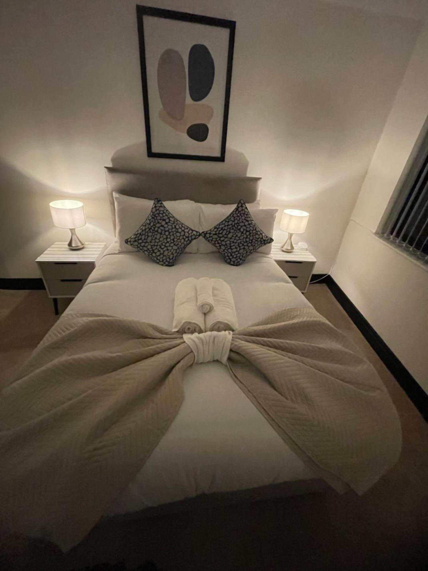 Beautiful Modern Eco Friendly 2 Bed House With Garden -