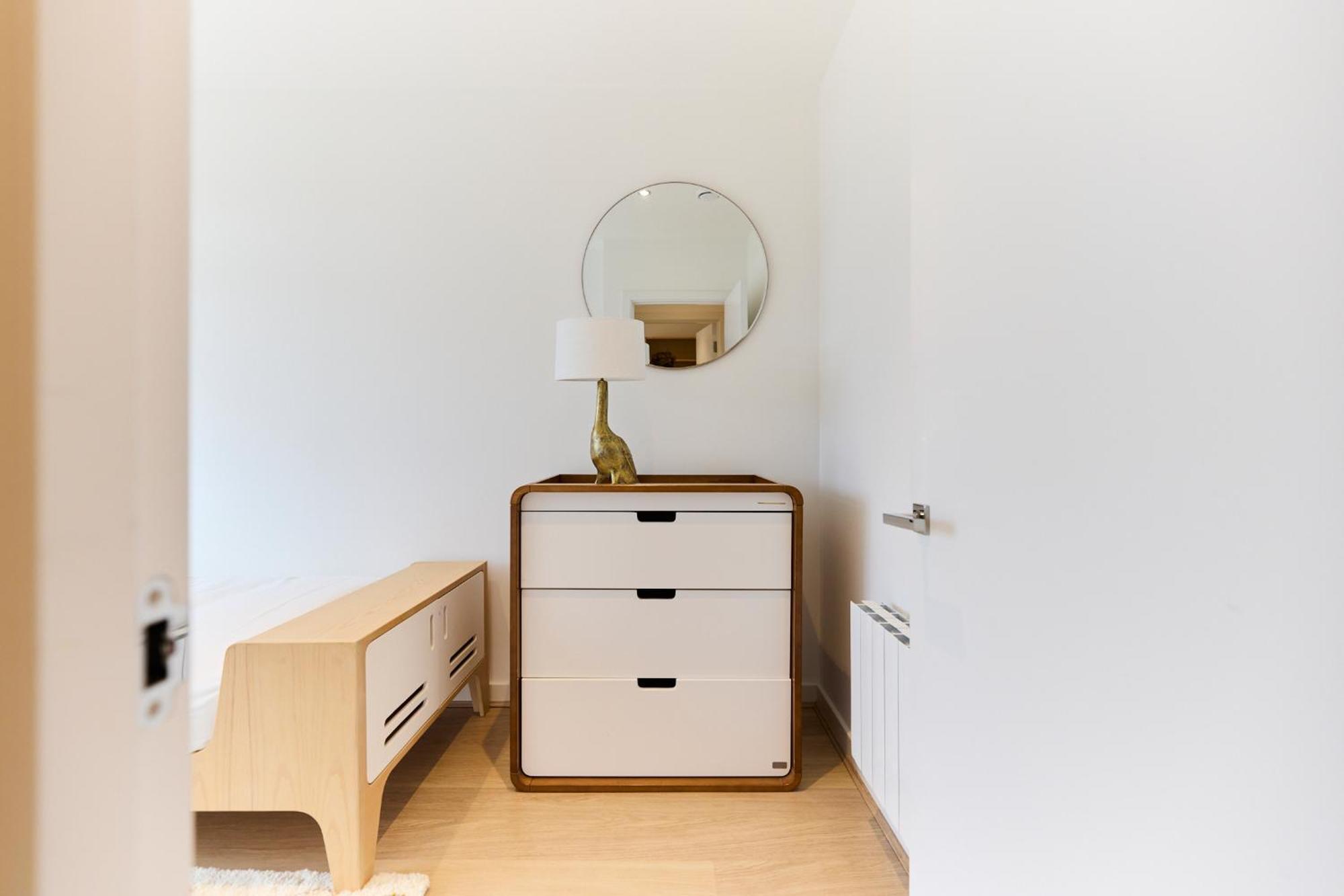 The Heathside Haven - Modern 3bdr With Garden Apartment