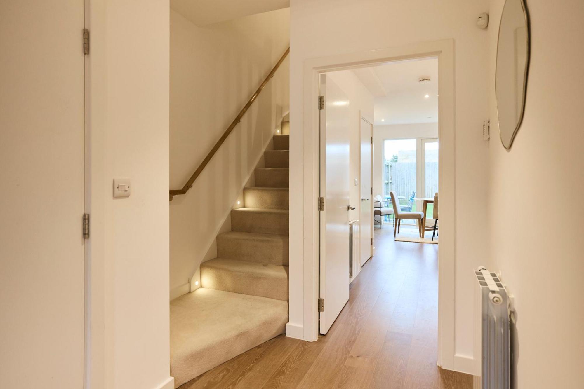 The Heathside Haven - Modern 3bdr With Garden *