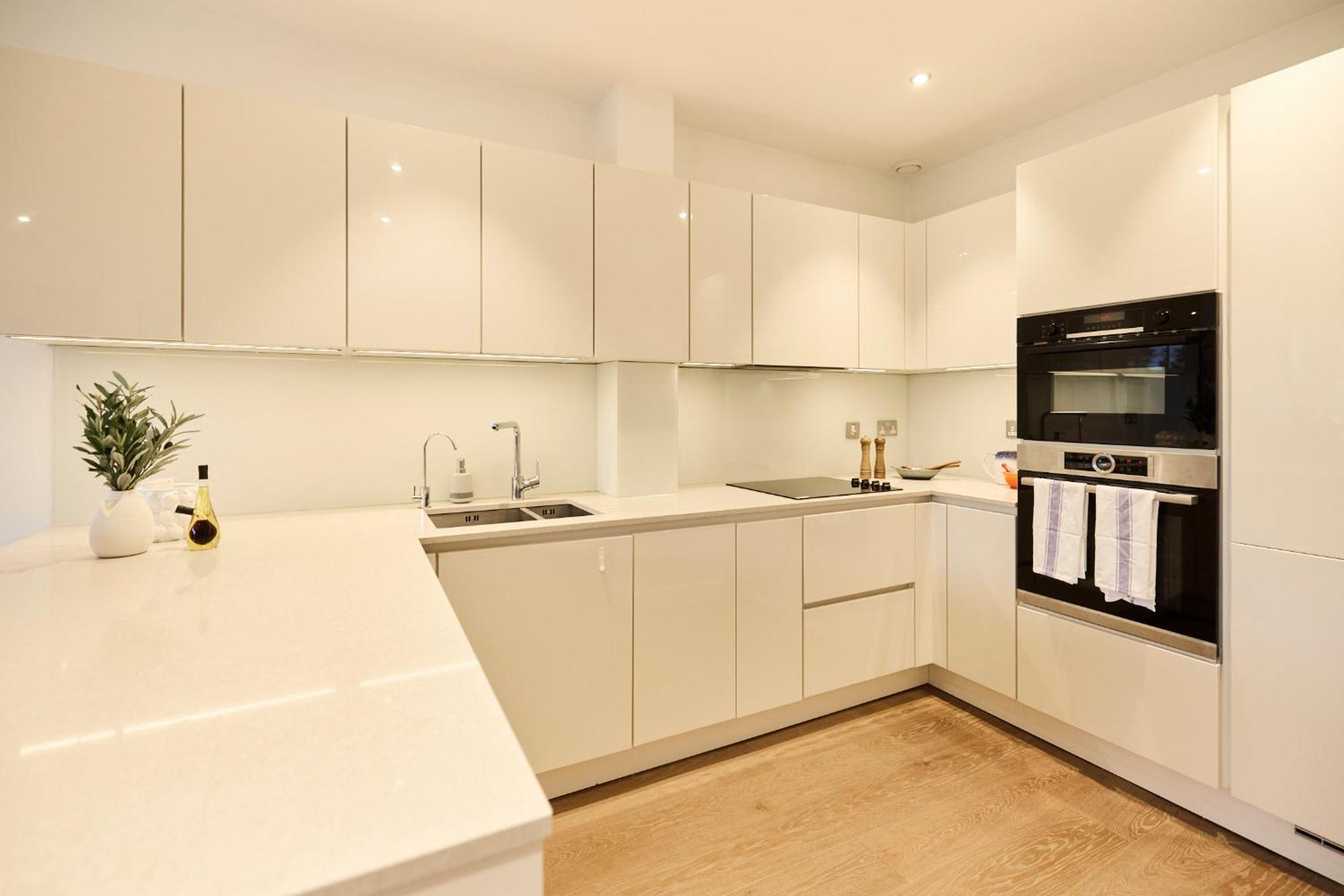 The Heathside Haven - Modern 3bdr With Garden