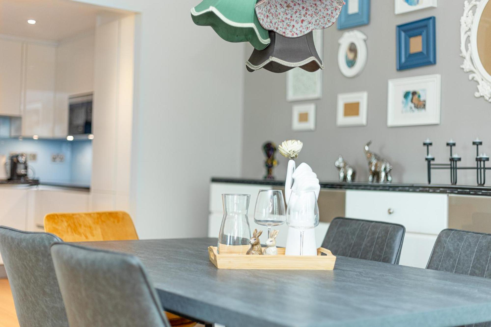 Apartment New Listing! Modern 3br, Prime Canary Wharf