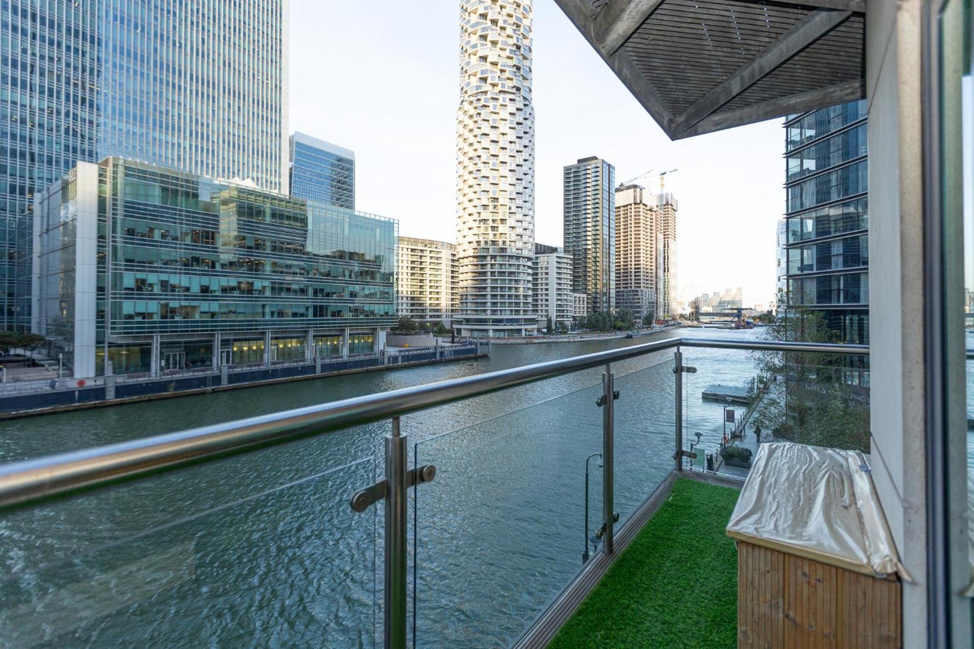 Apartment New Listing! Modern 3br, Prime Canary Wharf