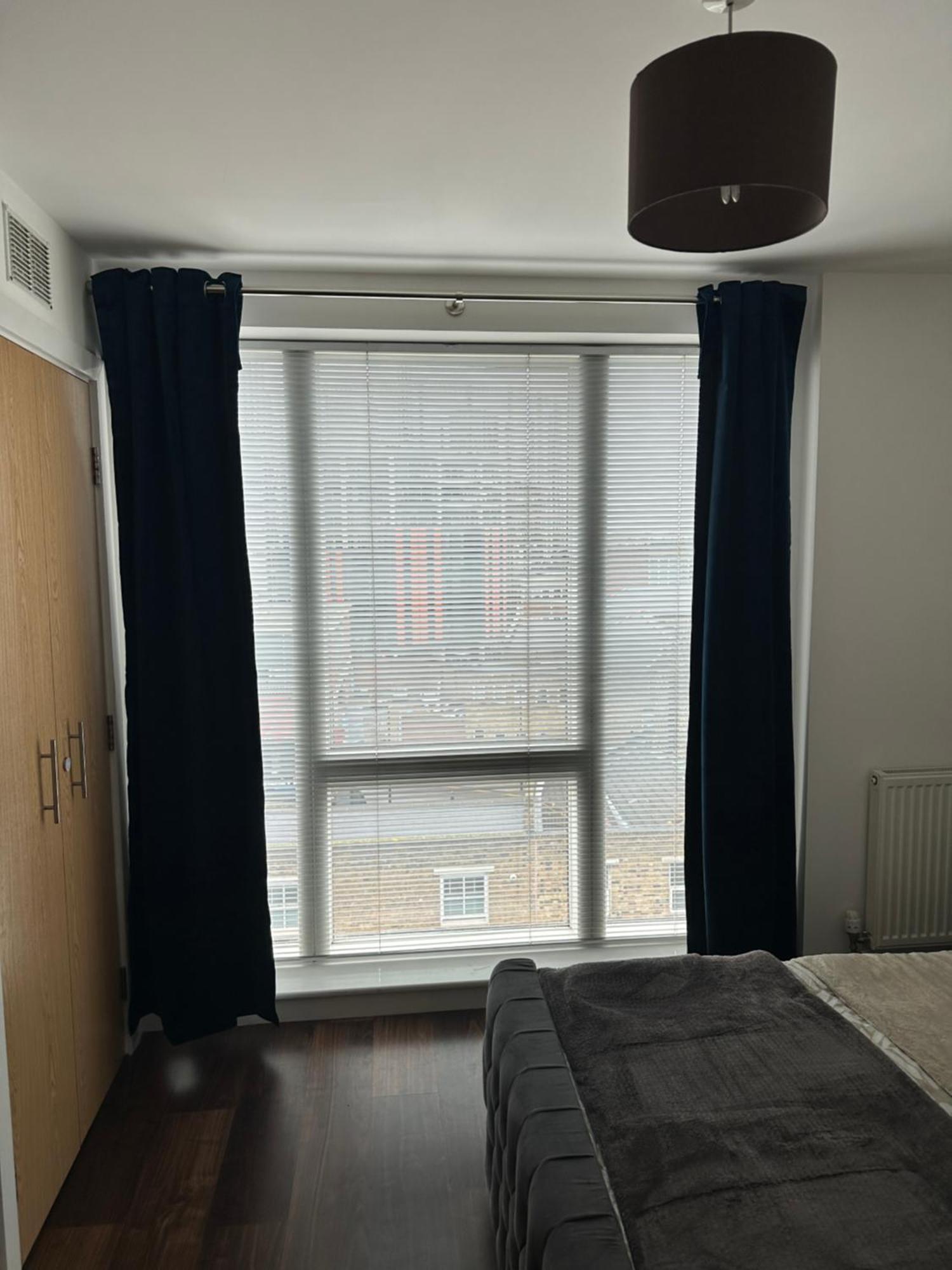 Lift & Free Parking, Modern 1 Bed Flat In Shoreditch Next To Train Station