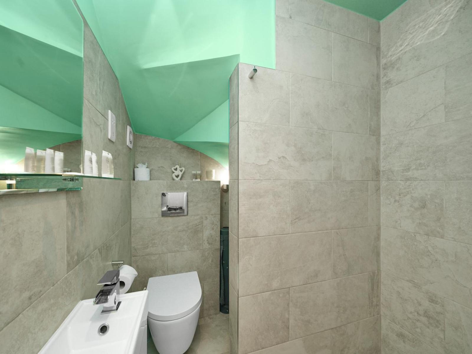 Pass The Keys Family W Beautiful Renovated Kitchen Holiday home *