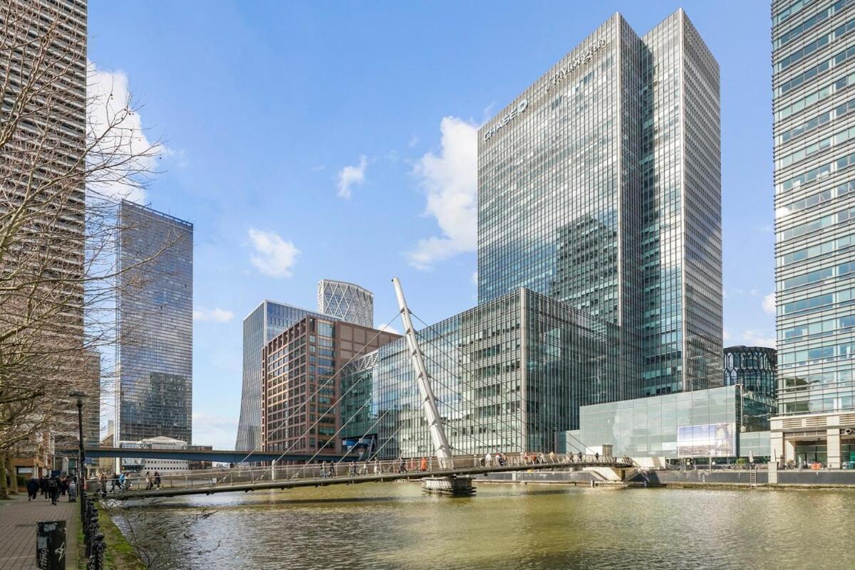 Modern In Canary Wharf Business Hub