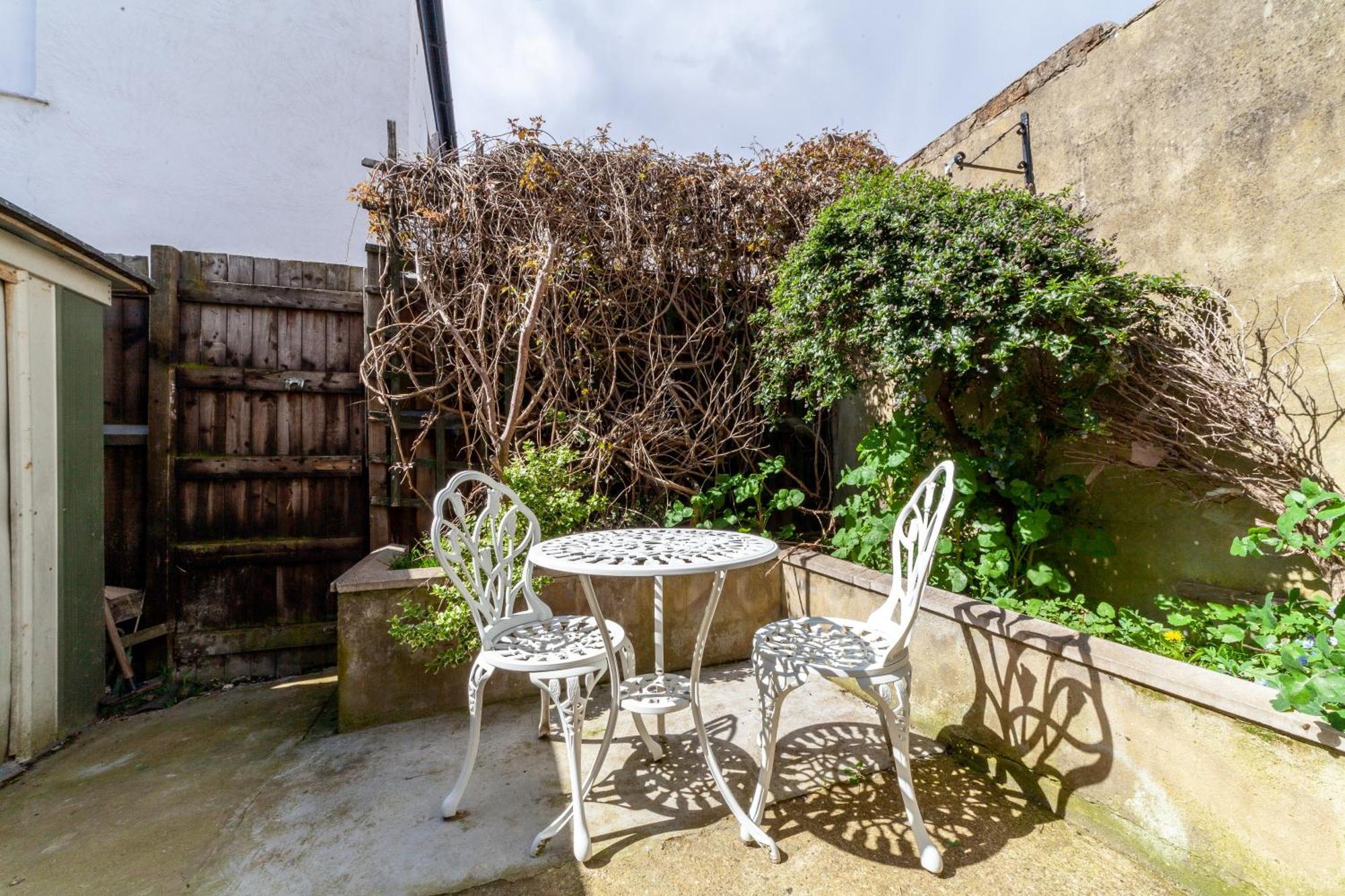 Peaceful 5br House With Garden & Terrace, Se * Londres