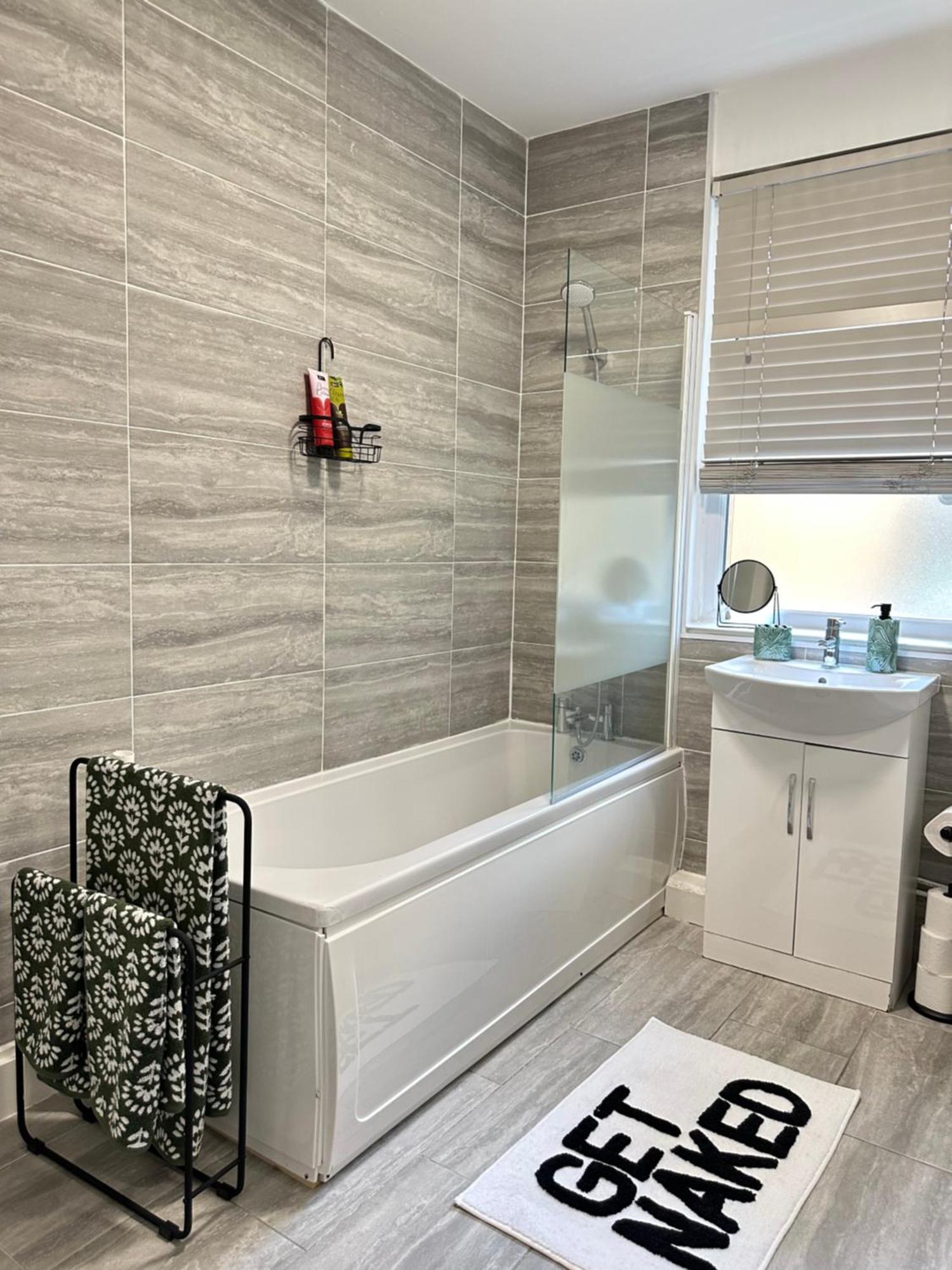 Luxe 4br Retreat Privatunterkunft
