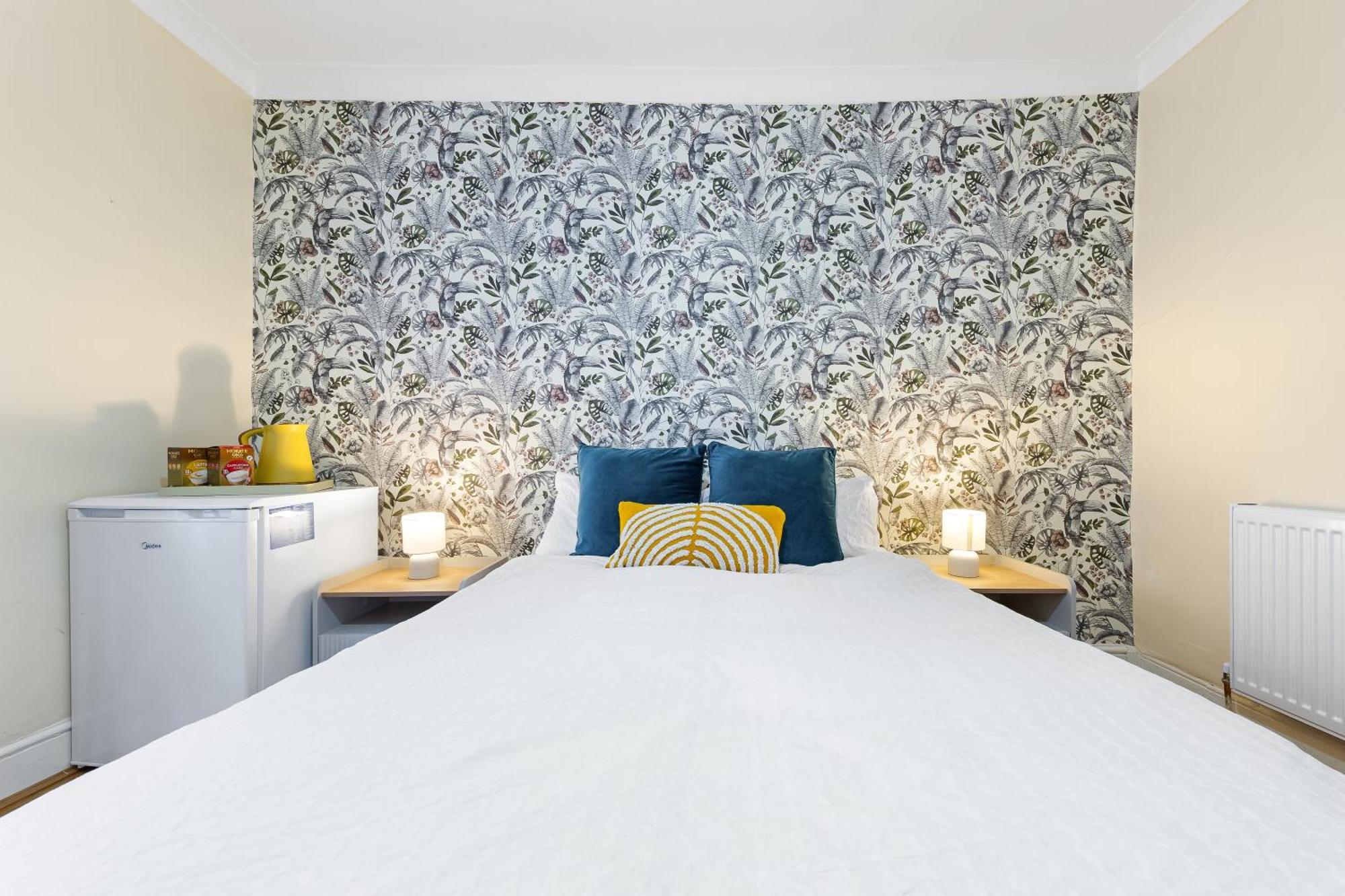 Chic Private Bedroom In Near Tube - Bedroom1 Guest house