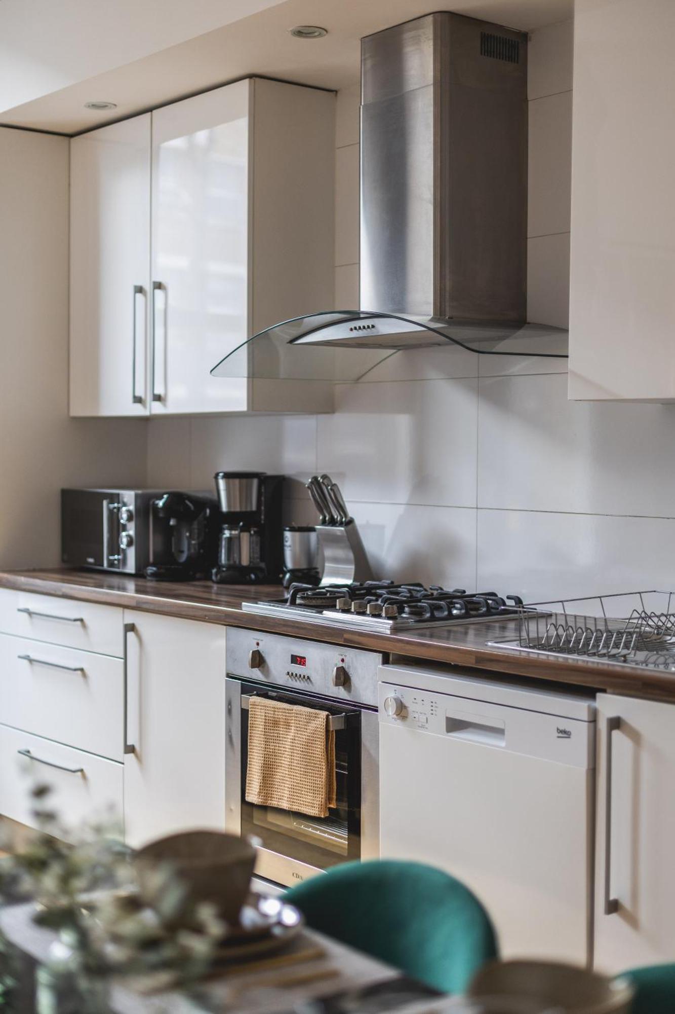 Great Eastern 1 By Artsy Apartment *