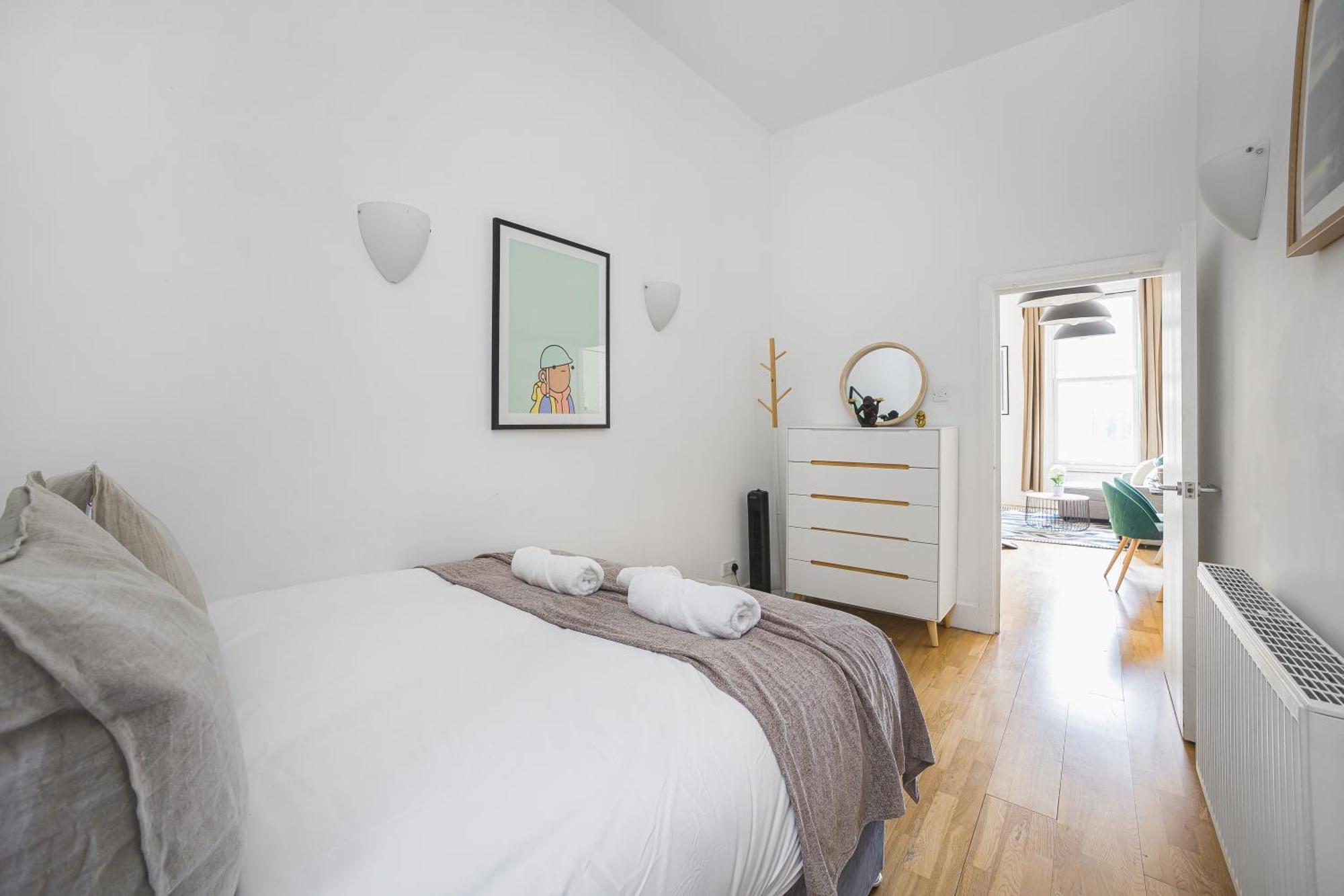 Great Eastern 1 By Artsy Apartment *