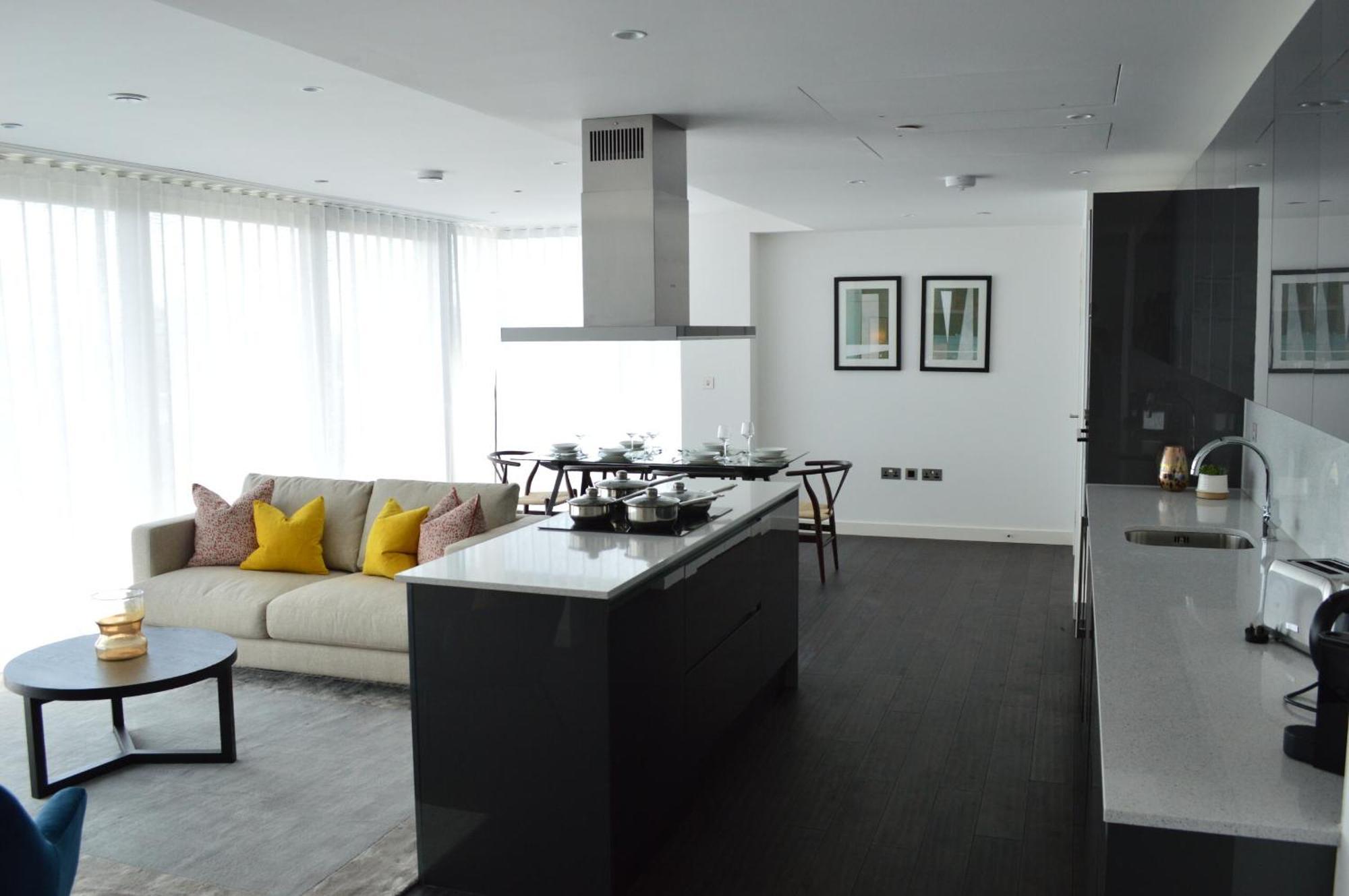 Apartment Access Tower Hill *