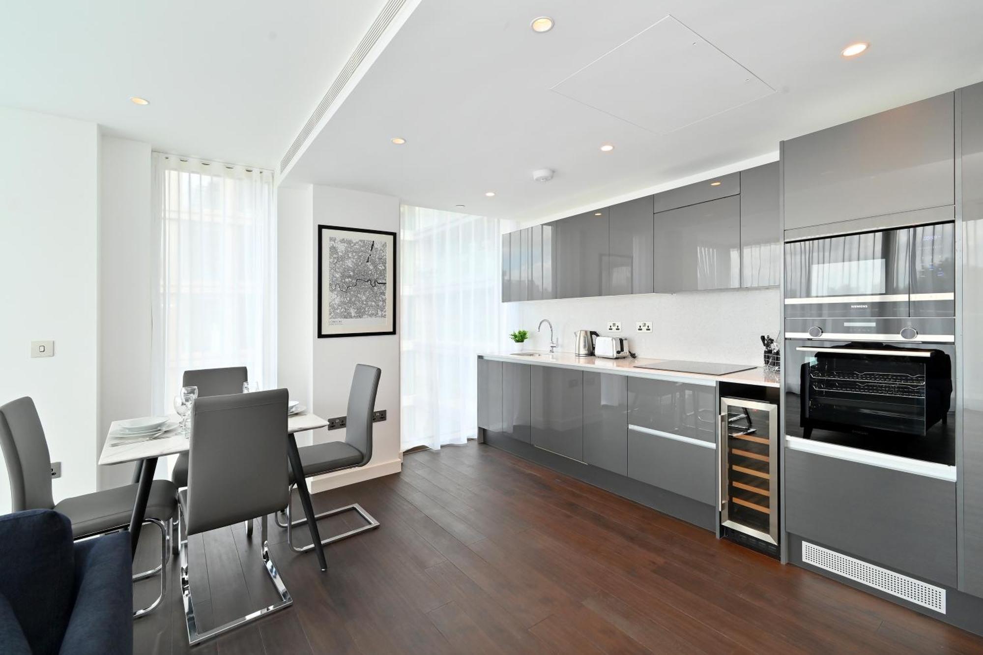 Access Tower Hill Apartment