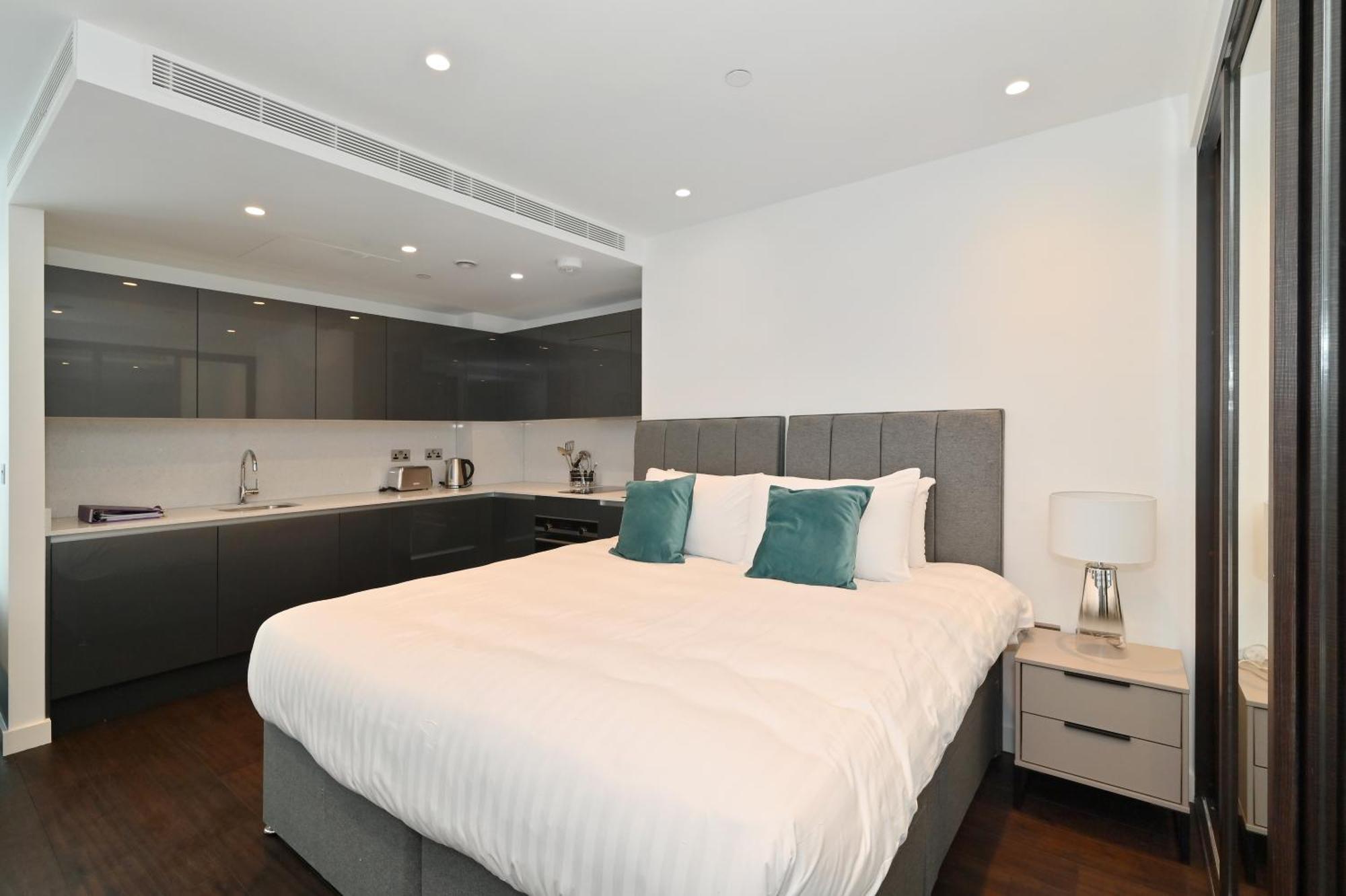 Access Tower Hill Apartment