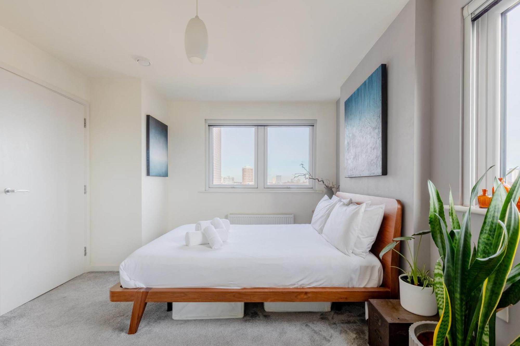 Sun Filled 2bd Flat With Views Mile End Apartment