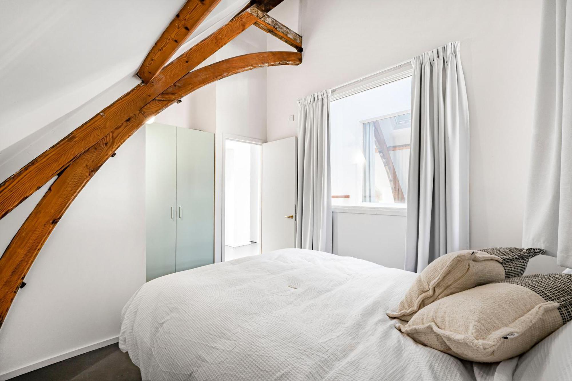 Schoolbell Mews Full 3 Bedroom 2 Bathroom Architect Designed Mews House Fabulous Bow, Victoria Park Location Casa de férias *
