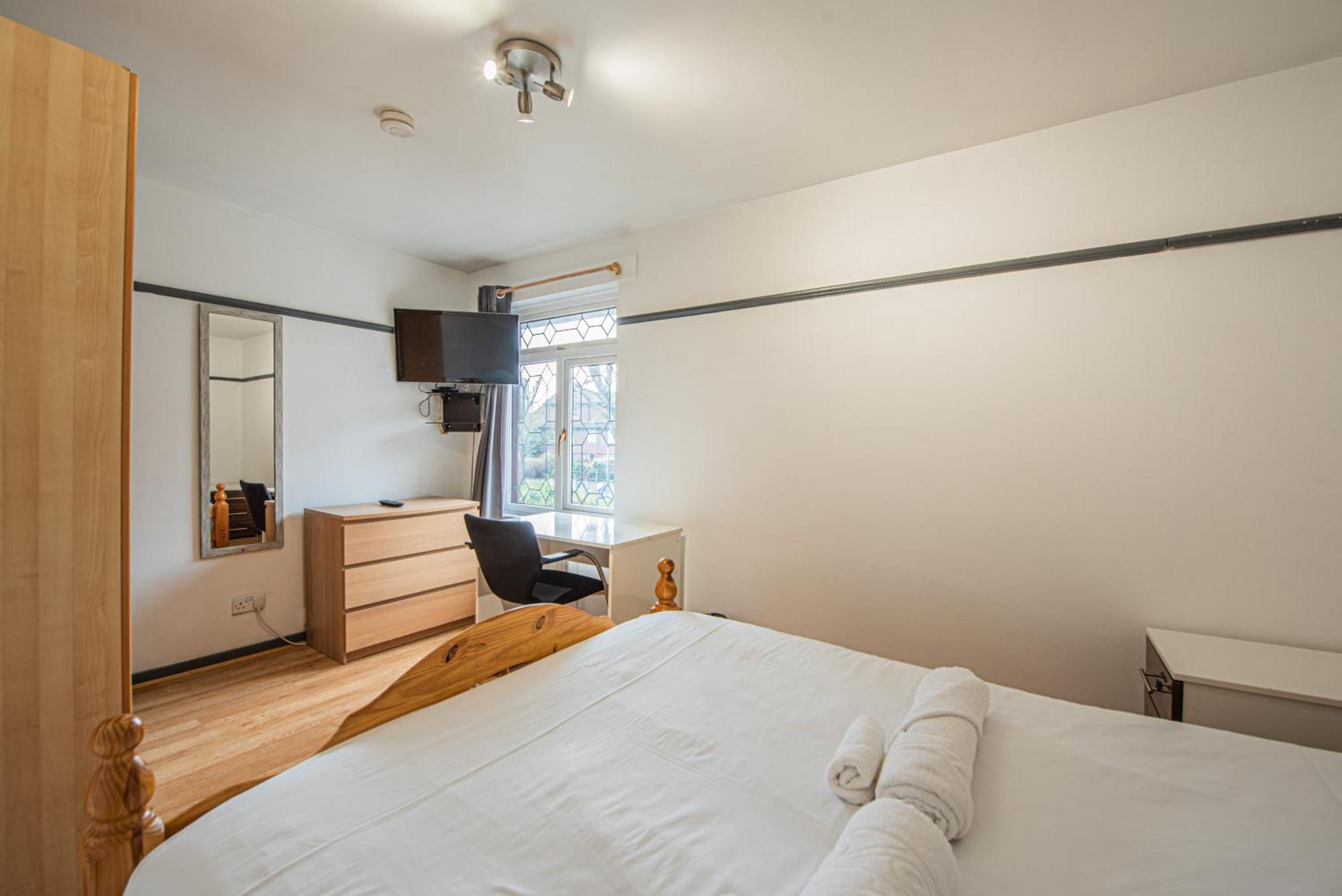 Spacious 4-bed With Garden & Free Parking * Londres