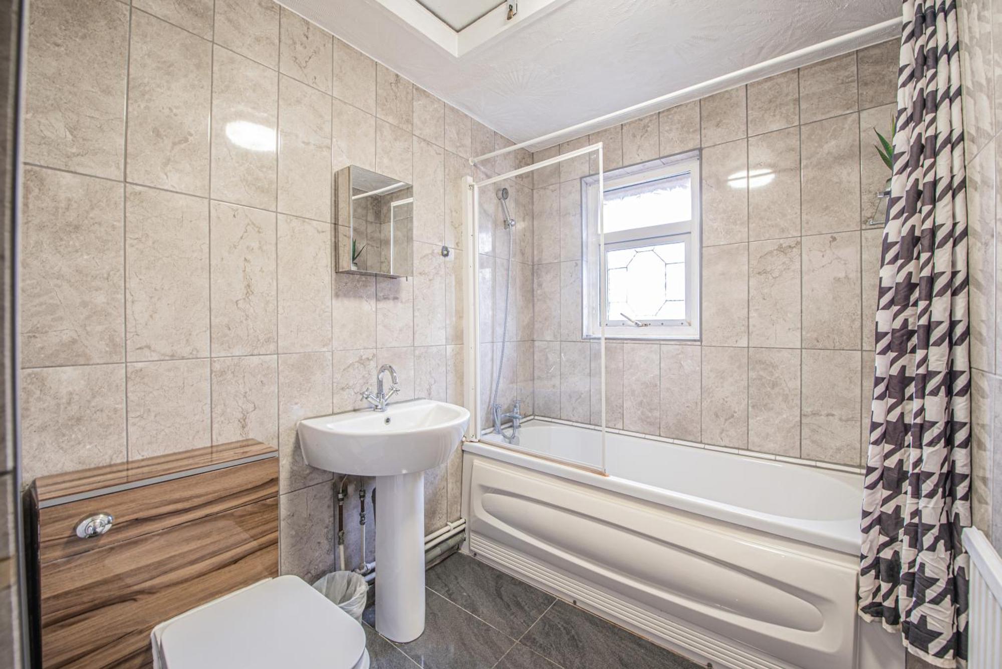Spacious 4-bed With Garden & Free Parking * Londres