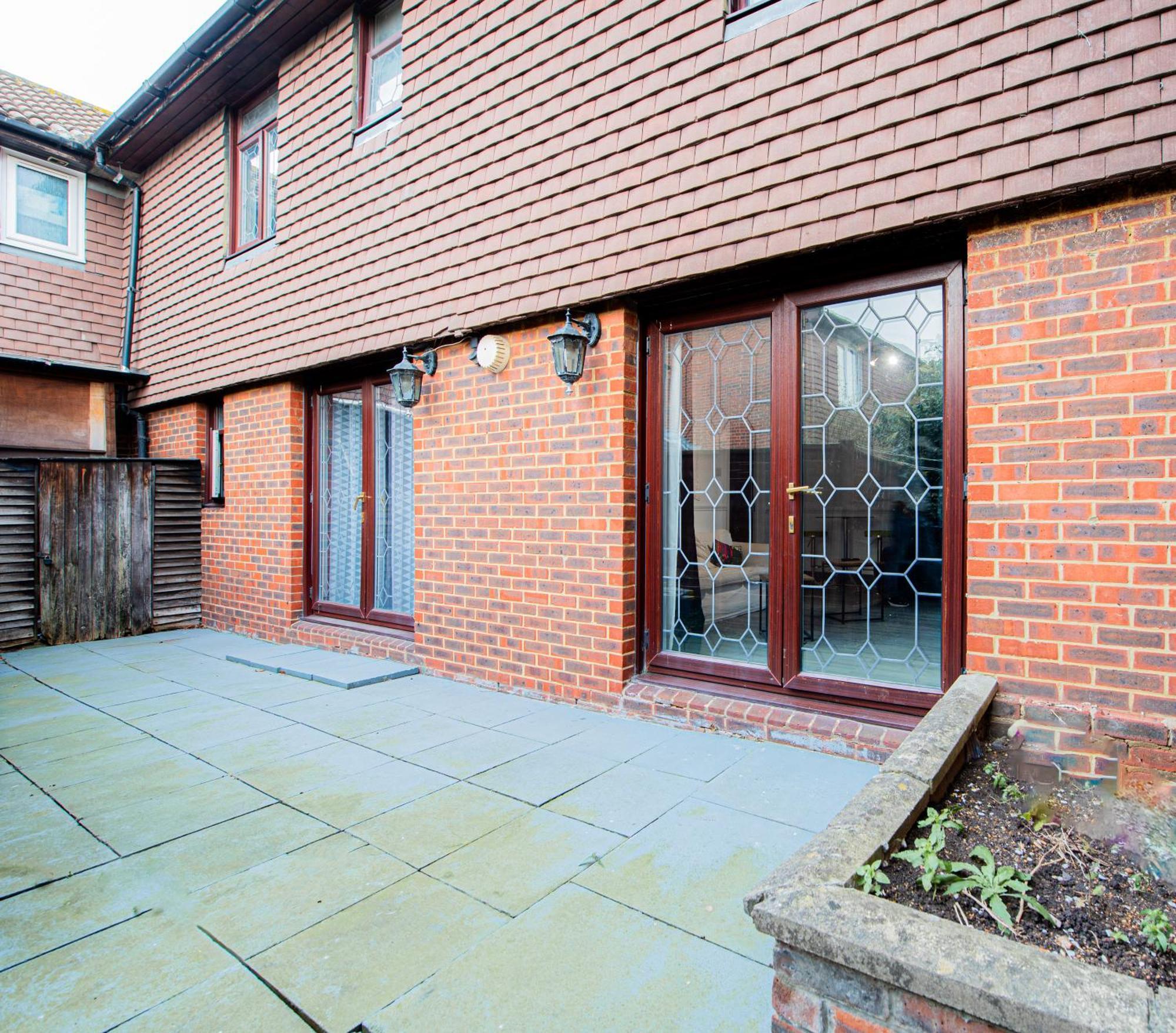 Spacious 4-bed With Garden & Free Parking Apartamento *