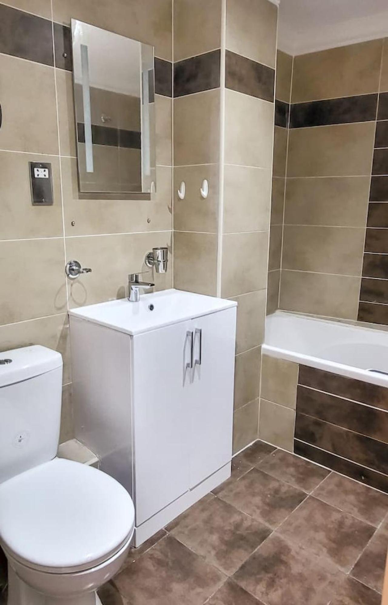 Stunning 2 Bedroom In Canary Wharf Holiday home *
