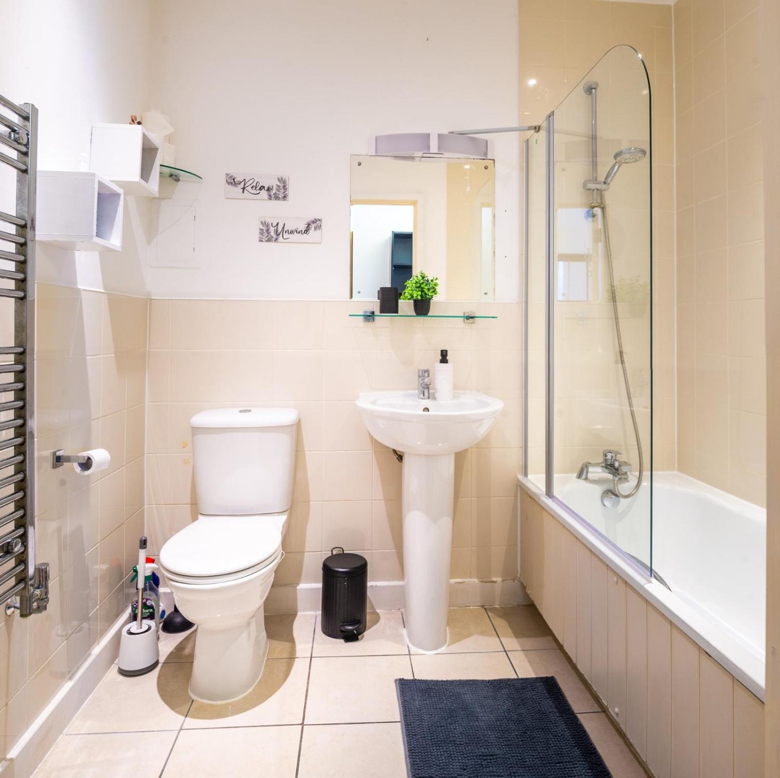 Apartamento New The Viewpoint Modern 2 Bed Near O2 And Excel Ideal For Business And Long