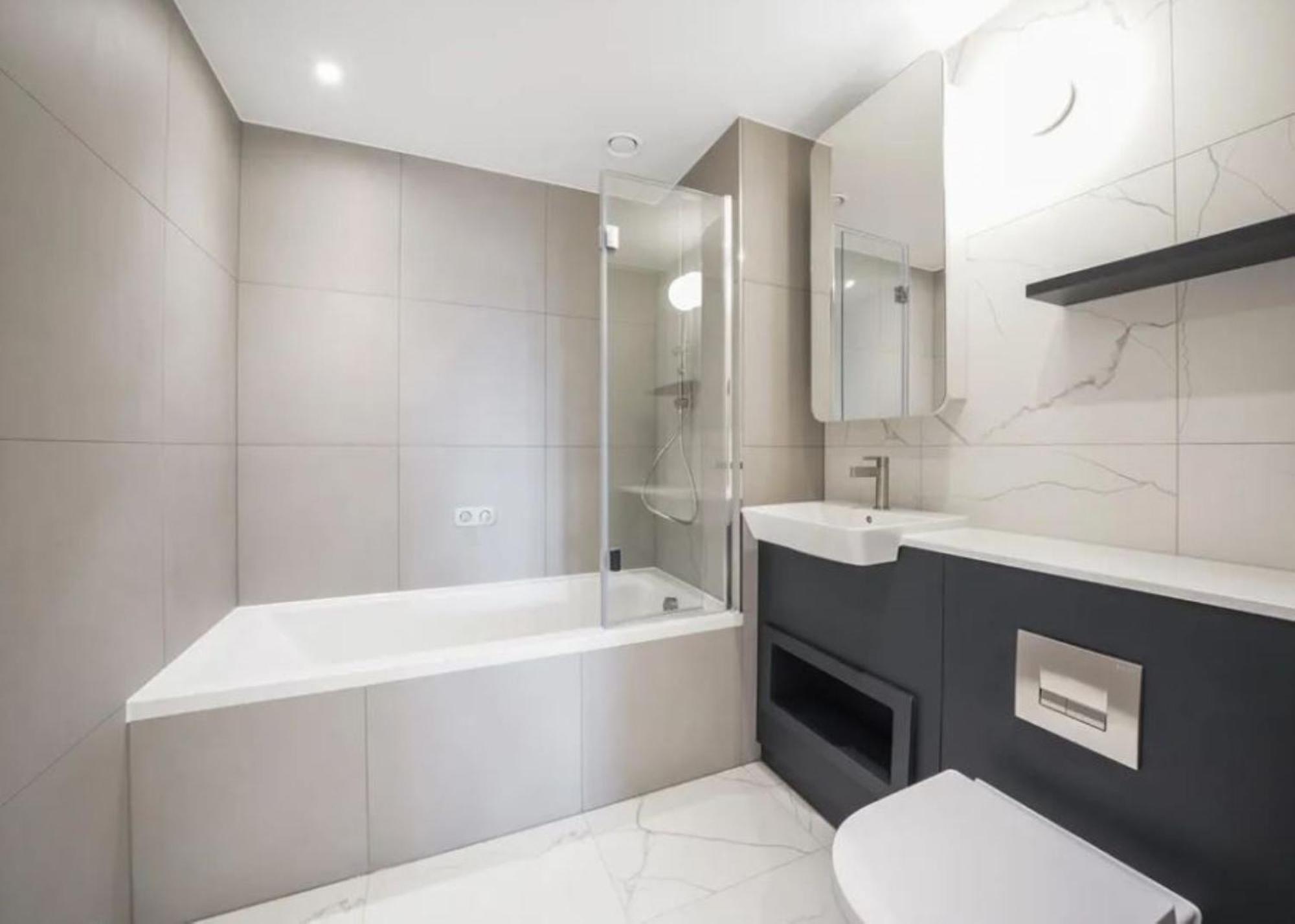 Excel 2 Bed Apartment *