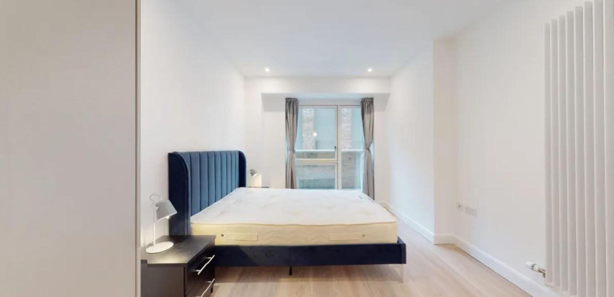 Excel 2 Bed