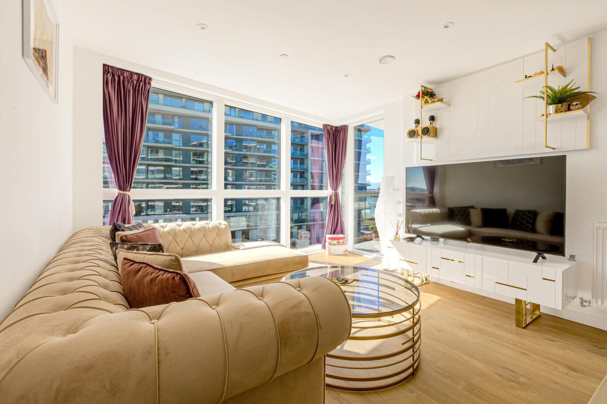 Cosy 2br Riverside In Greenwich With Balcony London