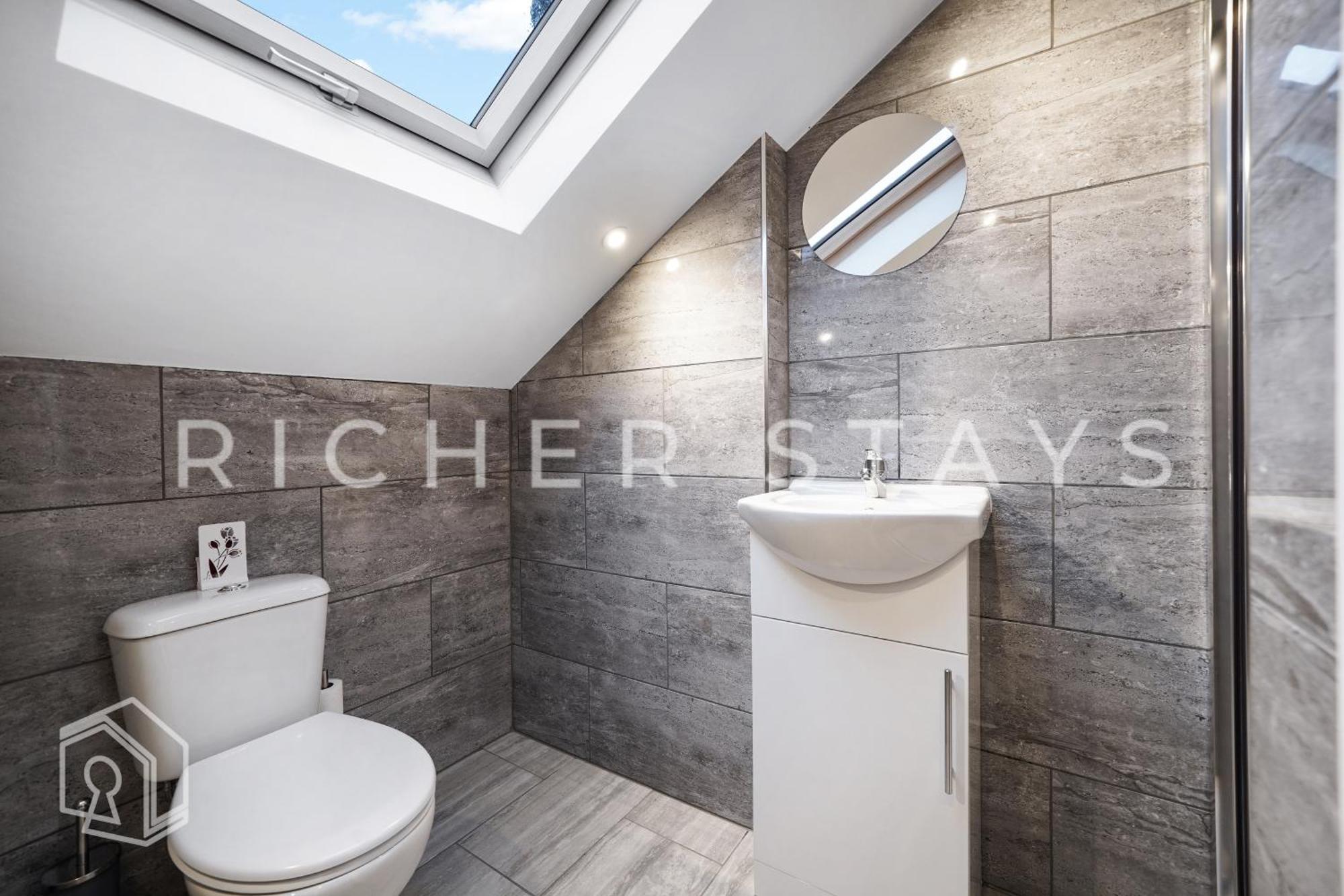 Hotel Hackney - En-suite & Amenities