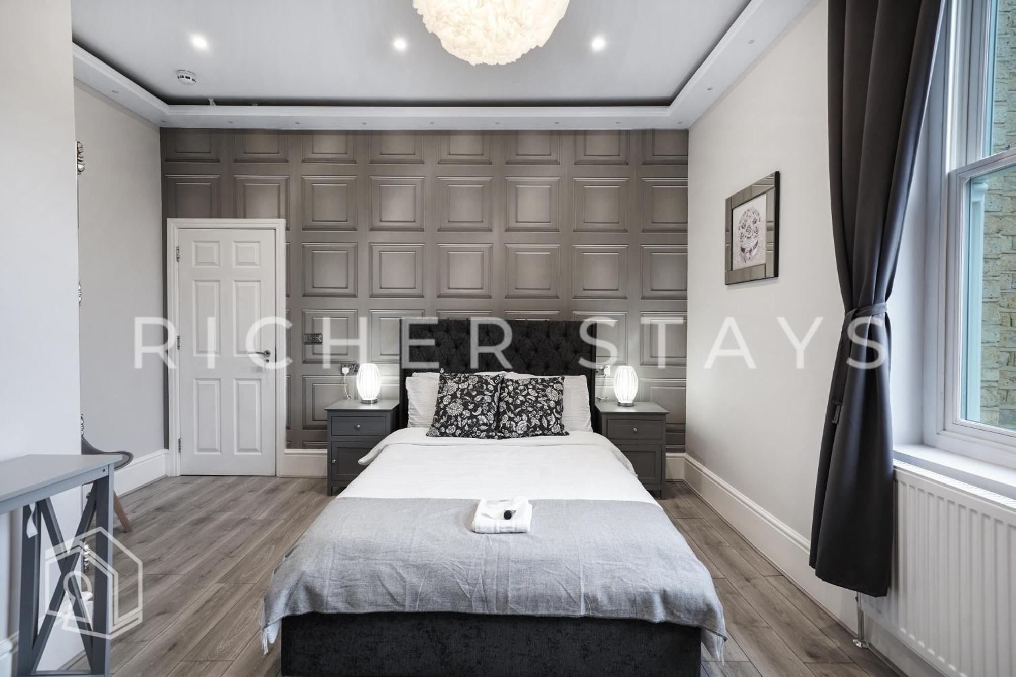 Hackney - En-suite & Amenities Hotel 4*