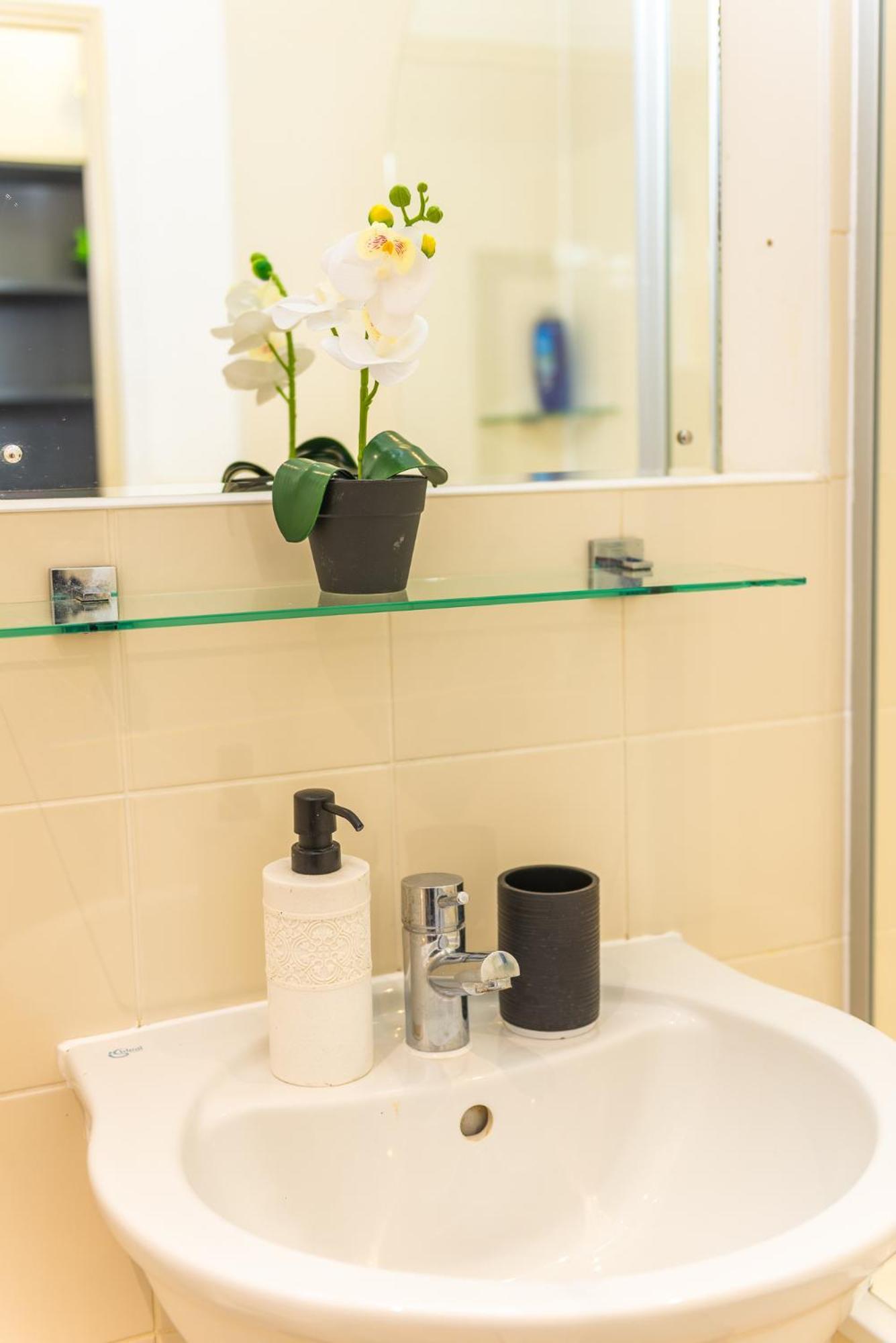 Apartamento New The Viewpoint Modern 2 Bed Near O2 And Excel Ideal For Business And Long