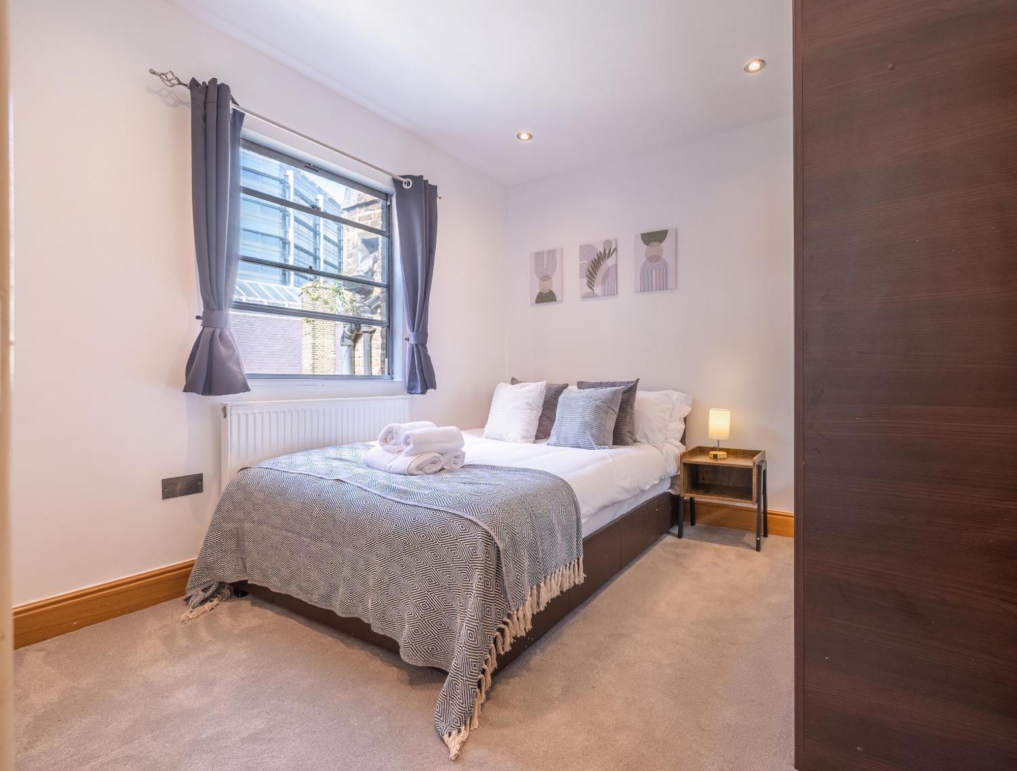 Premier Suites Liverpool Street 2 Bed Apartment Super Central Apartment London