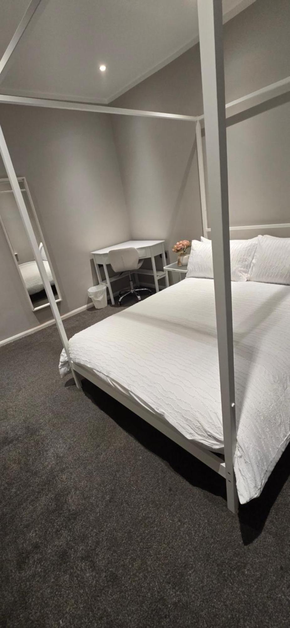 Alross With Breakfast Free Guest house London