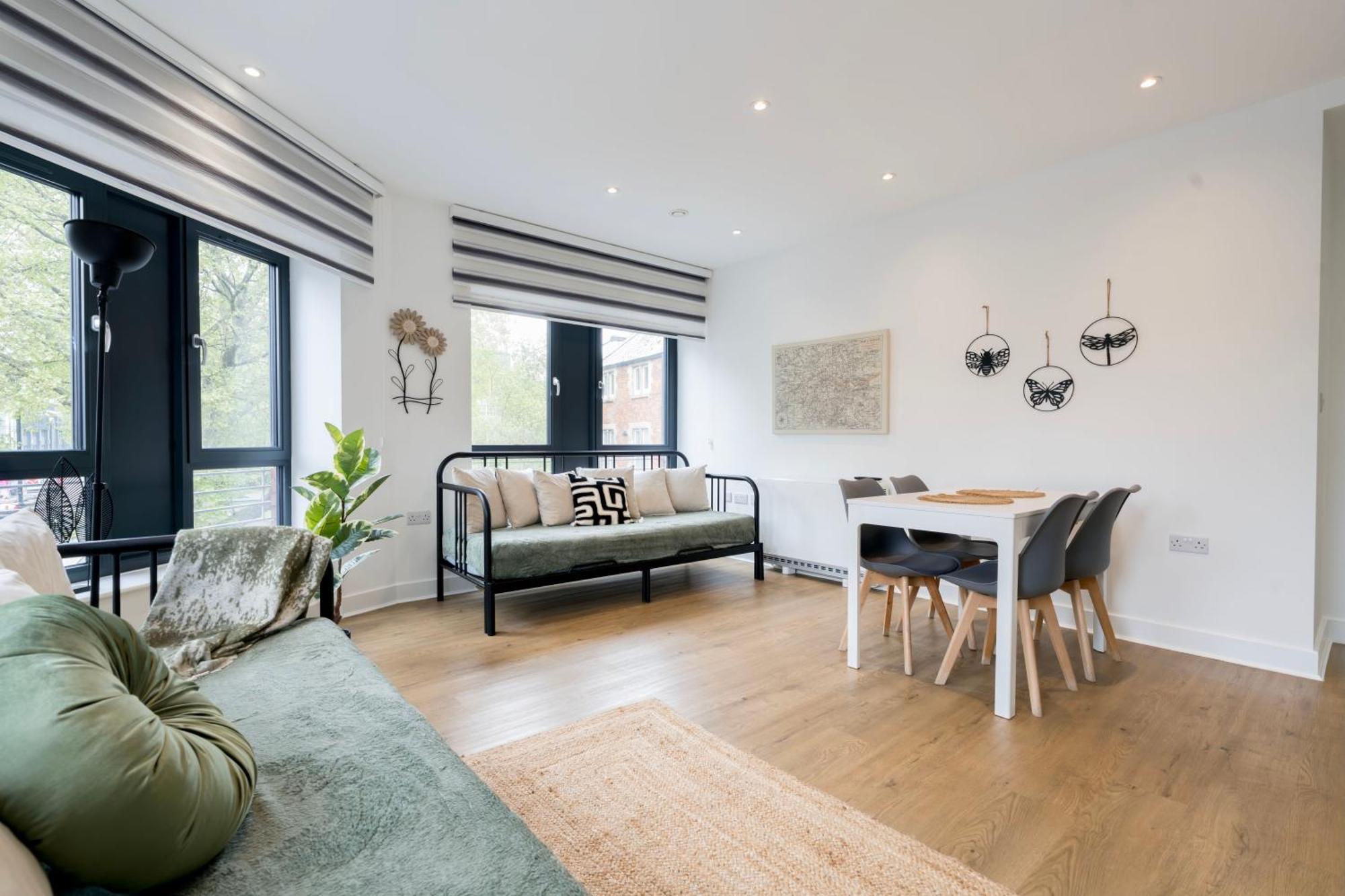 Apartment Stylish Modern By Aldgate East Station 4 London