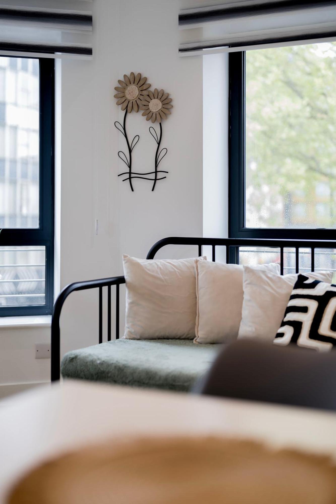 Stylish Modern By Aldgate East Station 4 *