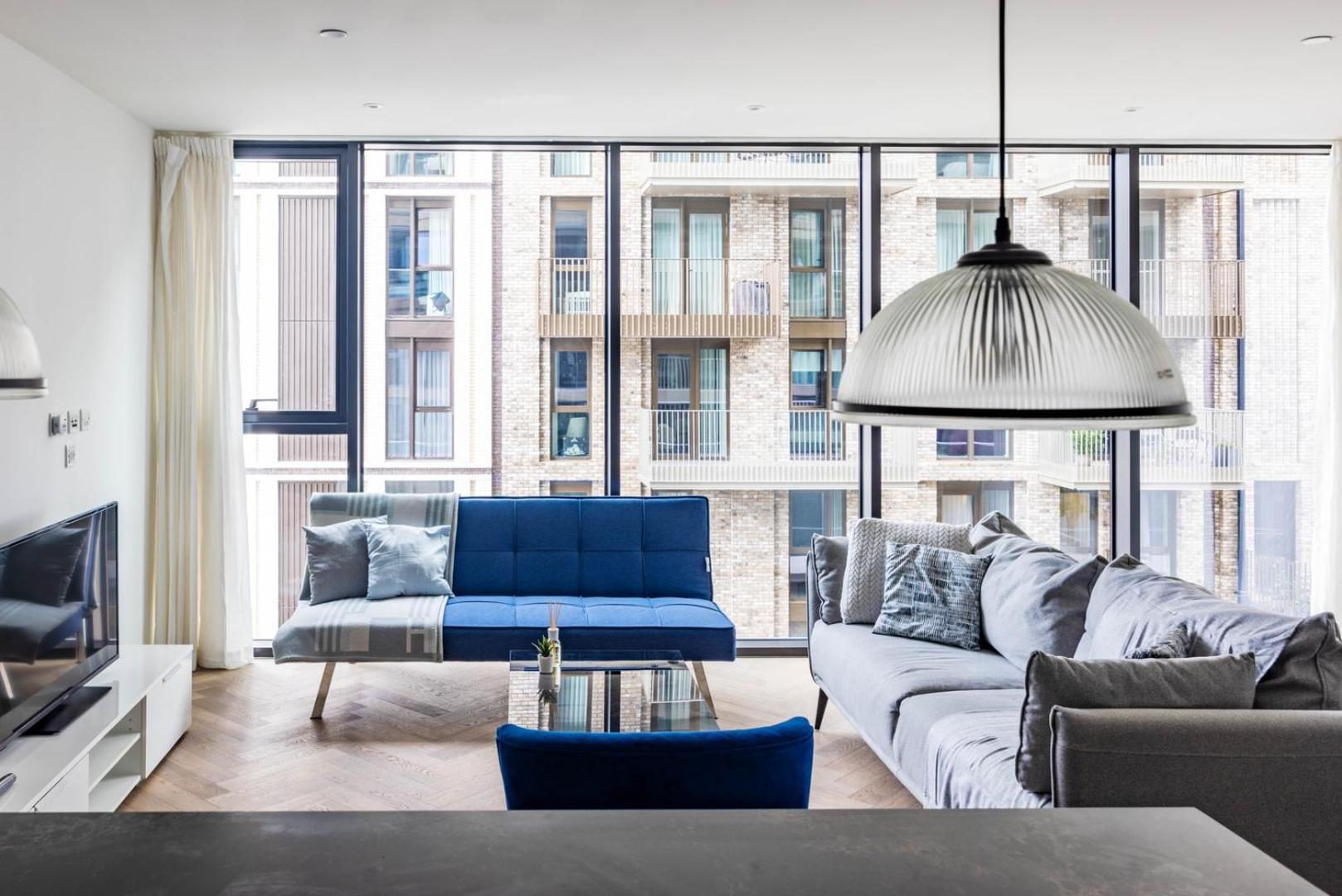 Apartment New | Luxury 2bd/2b Wapping London