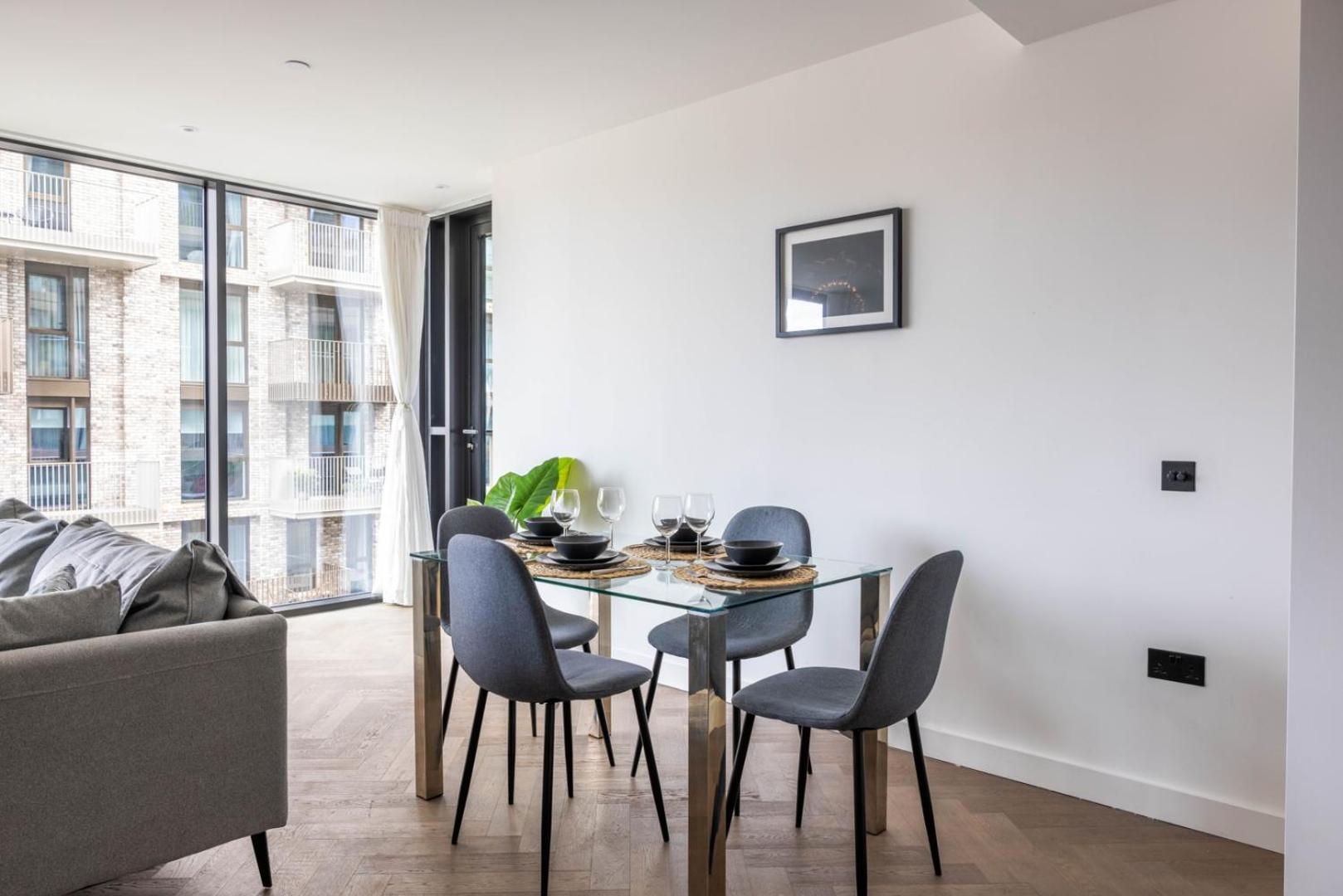 New | Luxury 2bd/2b Wapping Apartment *