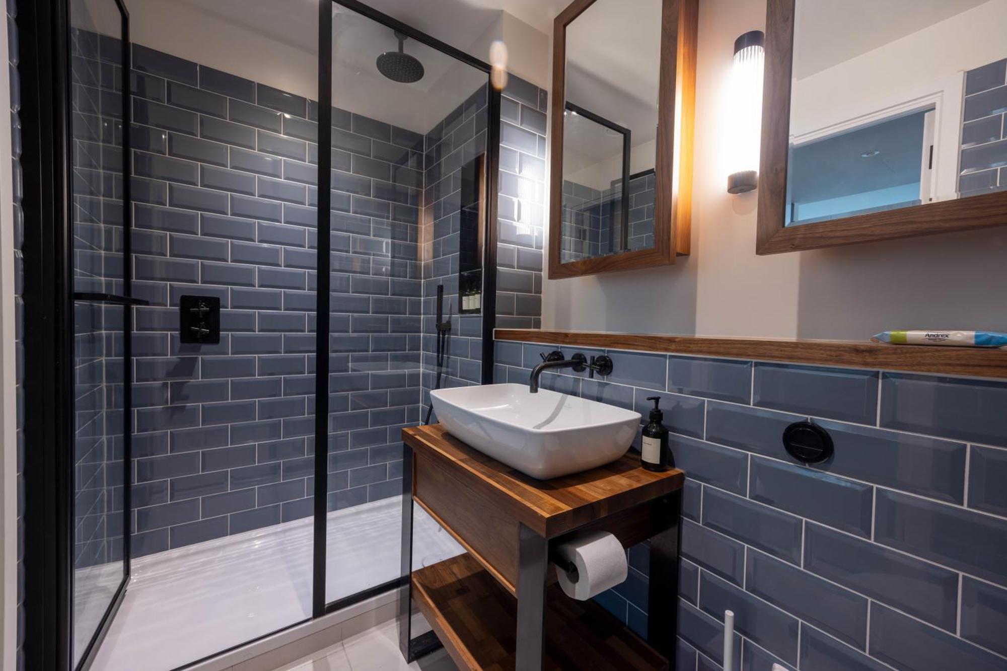 New | Luxury 2bd/2b Wapping * London