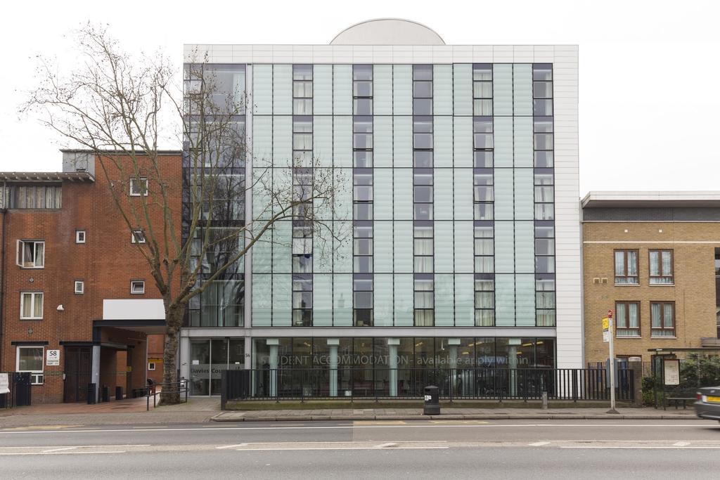 Davies Court *