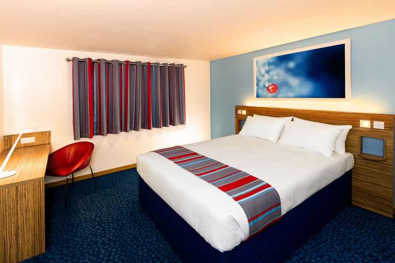 Travelodge Battersea Hotel
