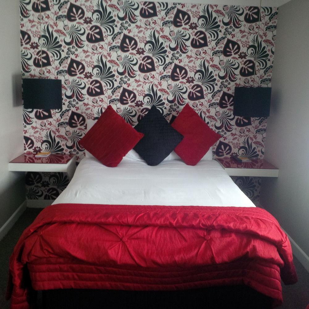 Hotel Old Ship Hackney London