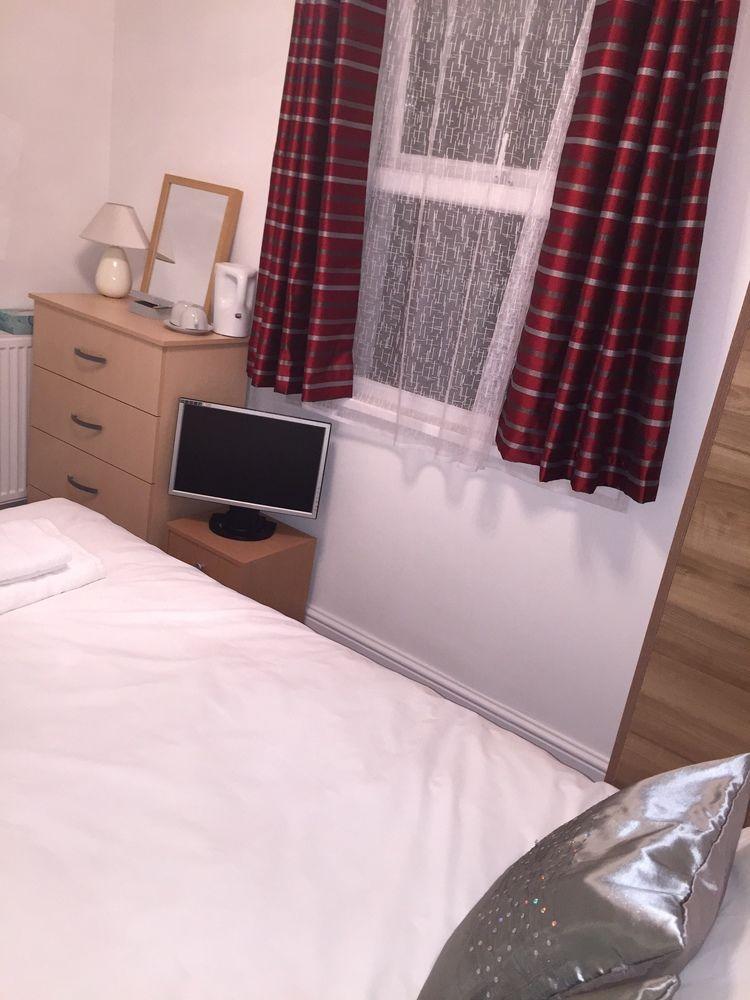 Paradise Accomodation 2* London