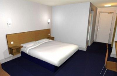 Travelodge Battersea Hotel 2*