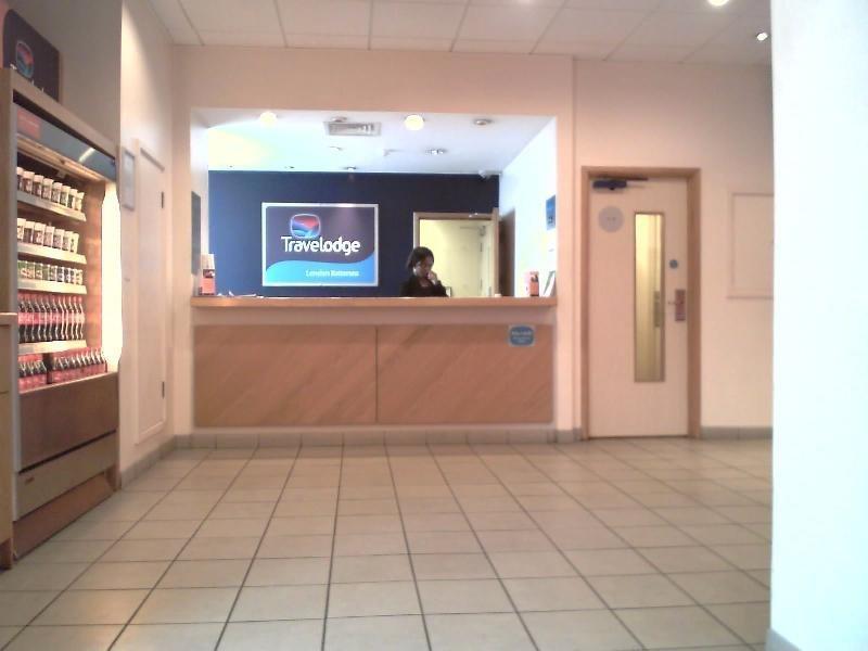 Hotel Travelodge Battersea 2*