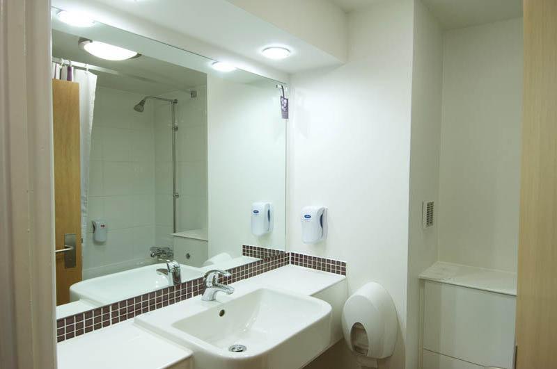 Premier Docklands Excel Hotel London