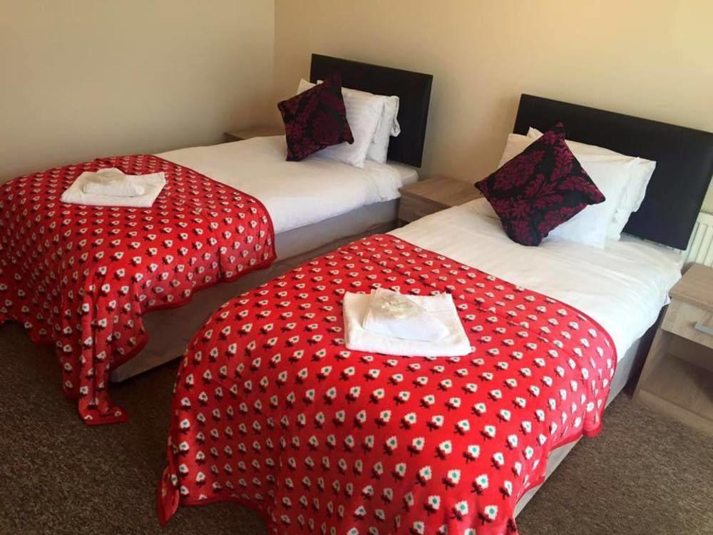 The Hub 3* London